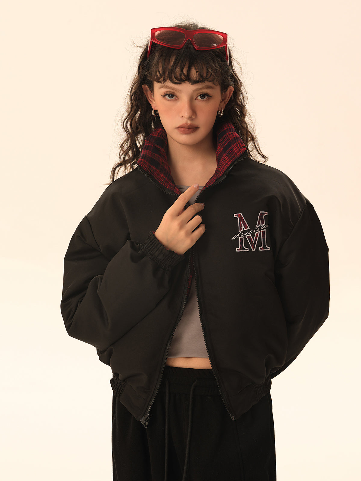 【블랙만 10일 이내에 신고】리버시블 쇼트 다운 EZ042