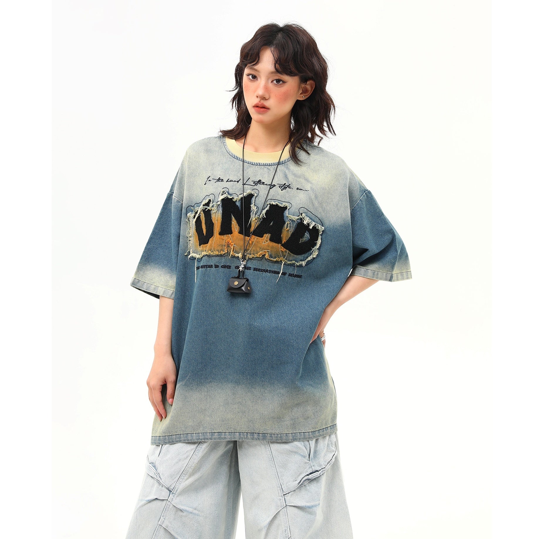Wash Design Embroidery Denim T-shirt MW9931