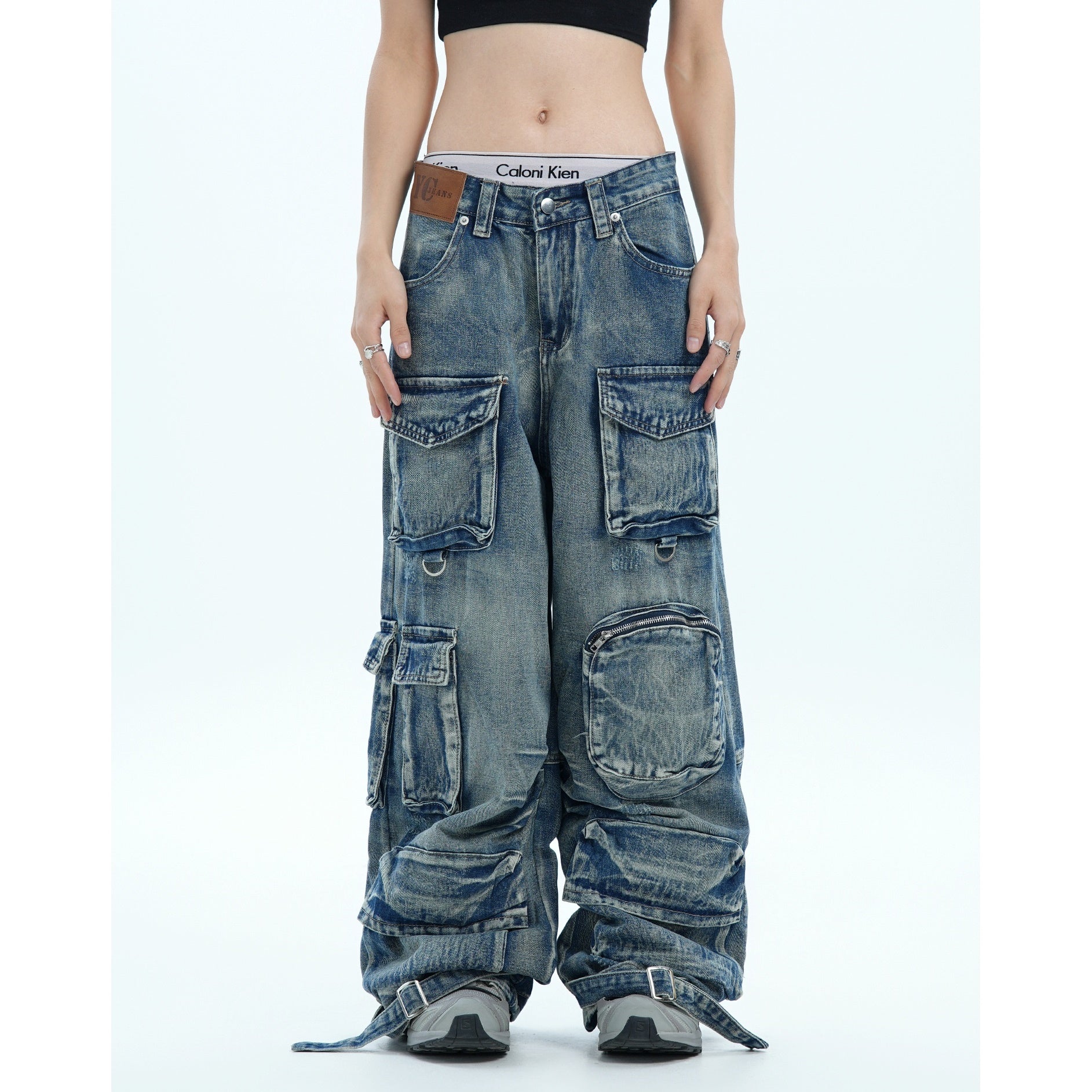 Heavy Wash Damage Cargo Jeans MW9683