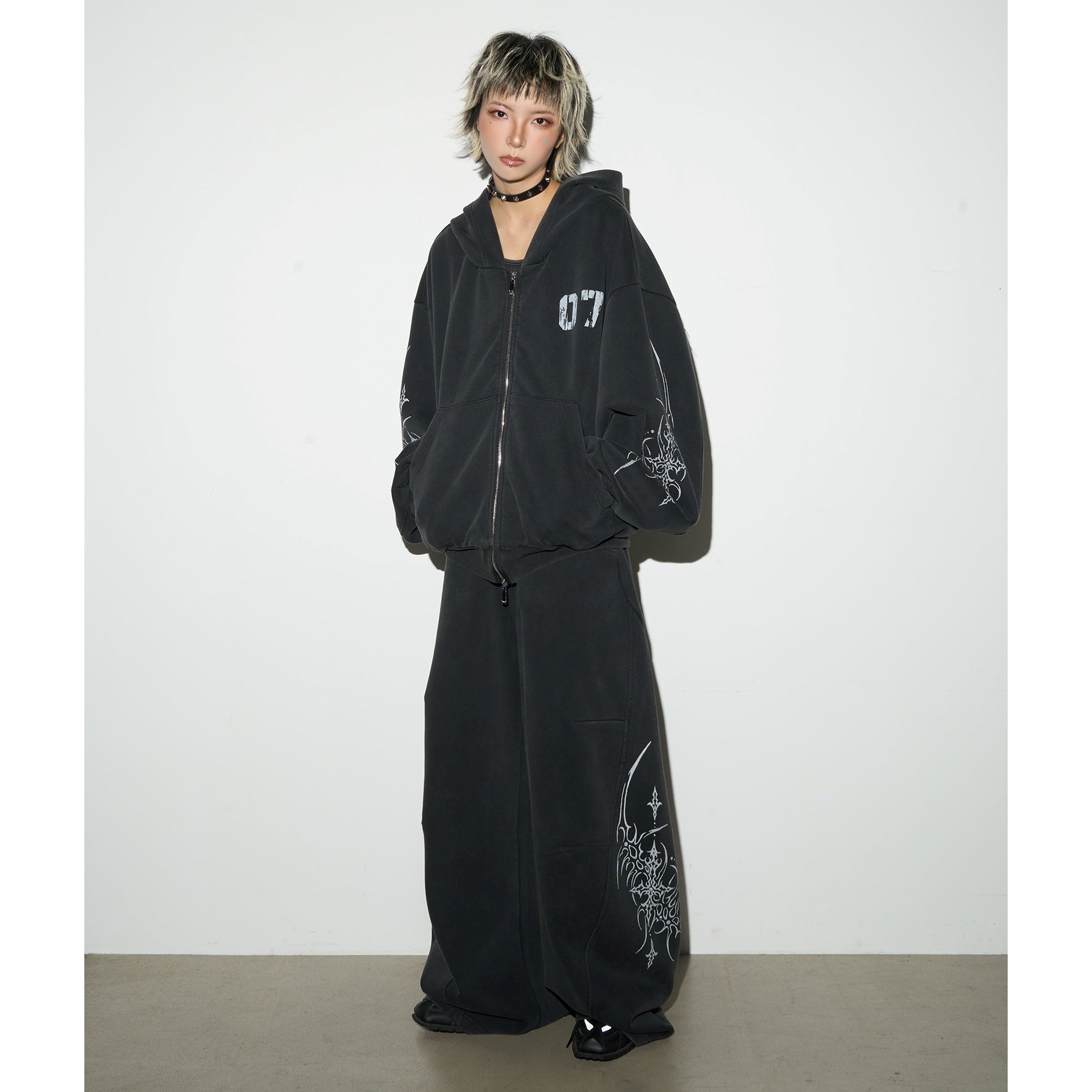 【上下別売り】07グラフィックジップパーカー & 07ワイドスウェットパンツ MN9001 MN9051