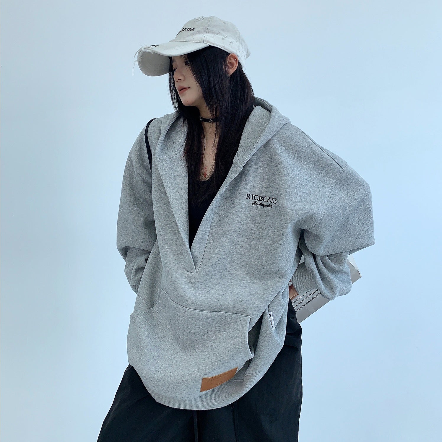 Lazy Loose Embroidered Large V-neck Hooded Sweat MW9350