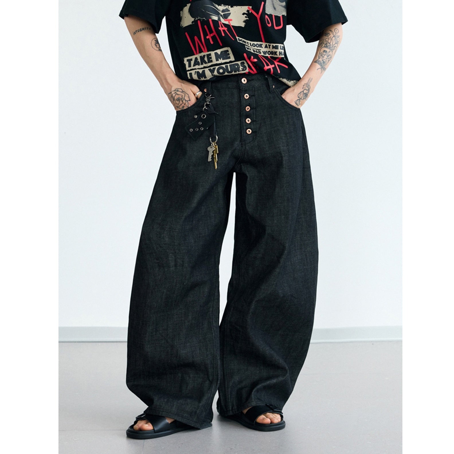 Front Buckle Wide-leg Curve Jeans PS7016