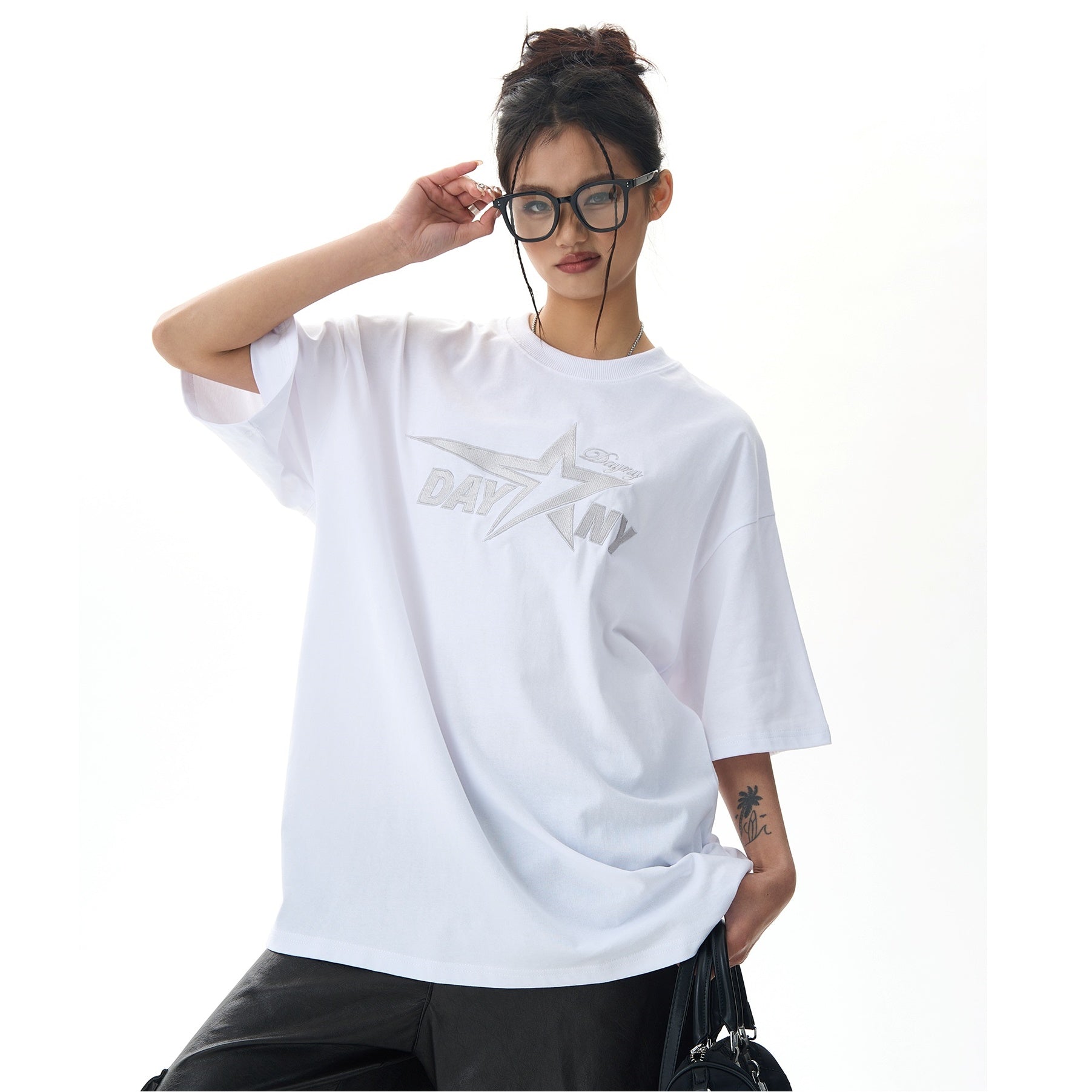 Star Embroidery T-shirt HG7029