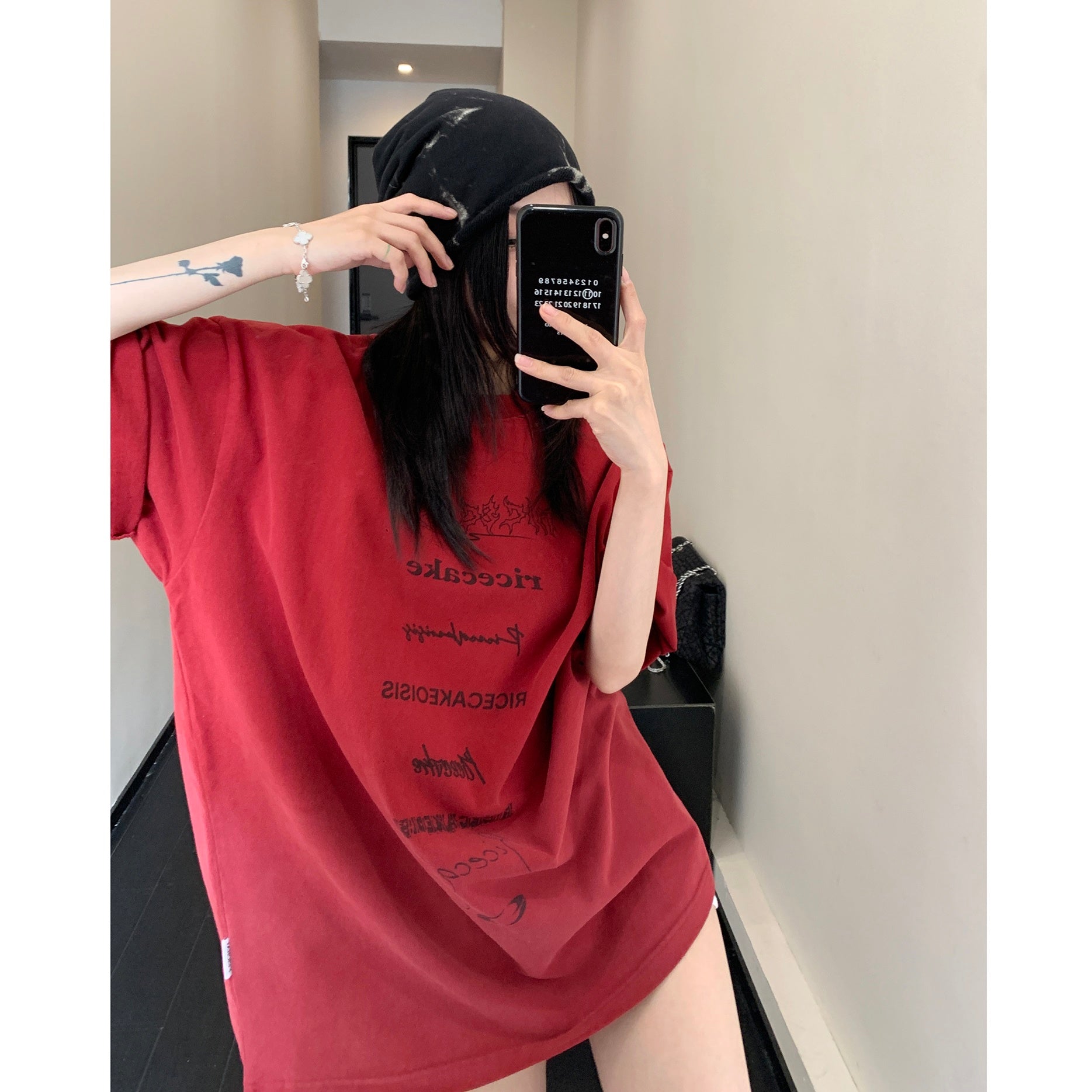 Distressed Gradient Lettering T-shirt MW9168