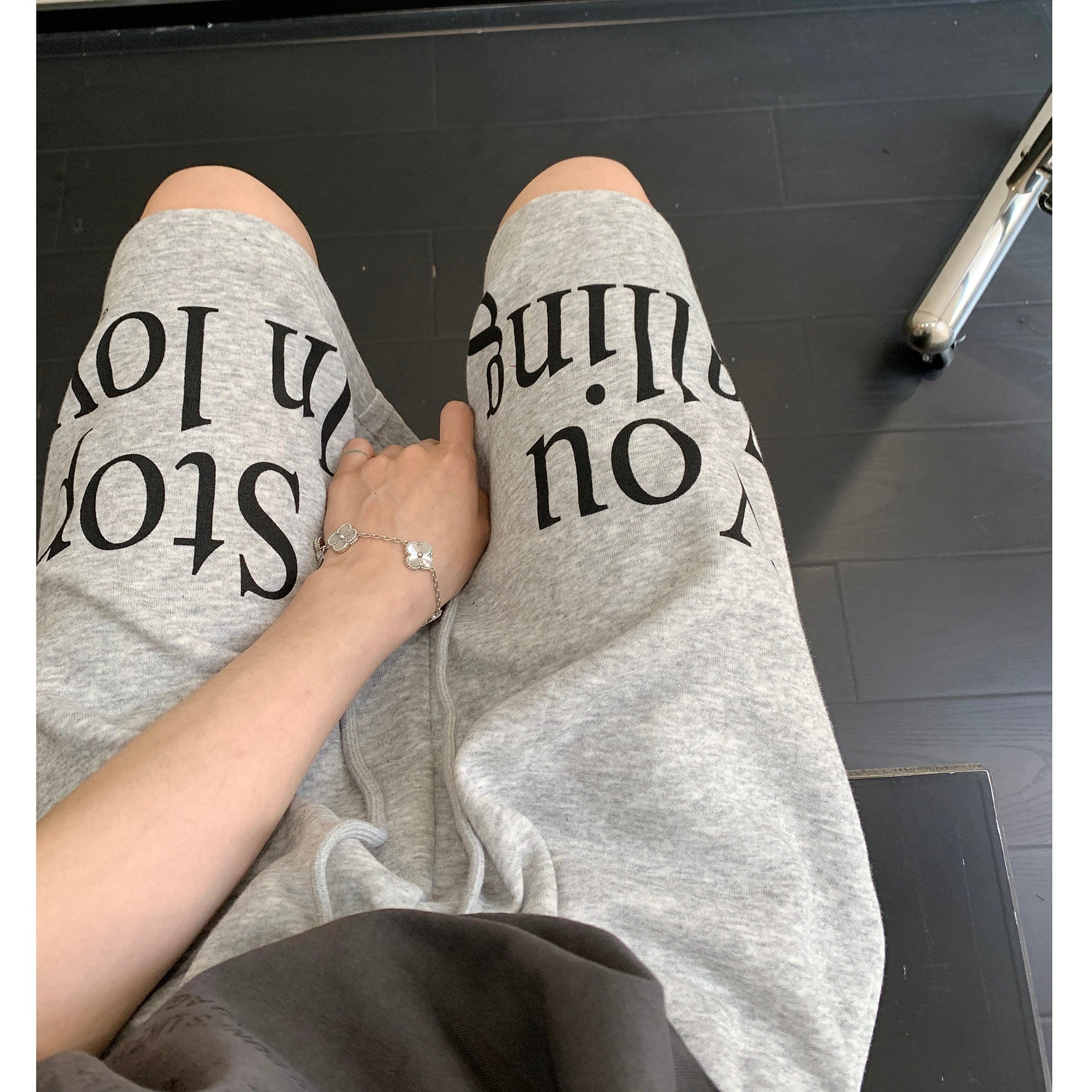 Letter Print Loose Sweat Half Pants MW9149