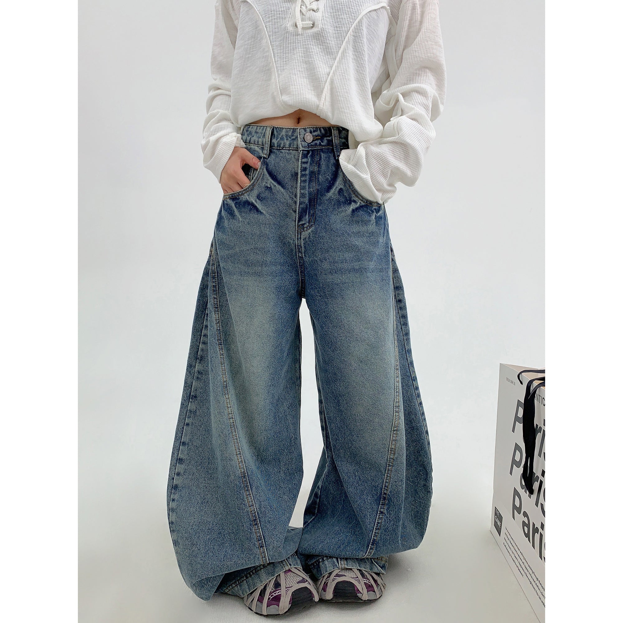 Wide Barrel Leg Damage Jeans MW9879