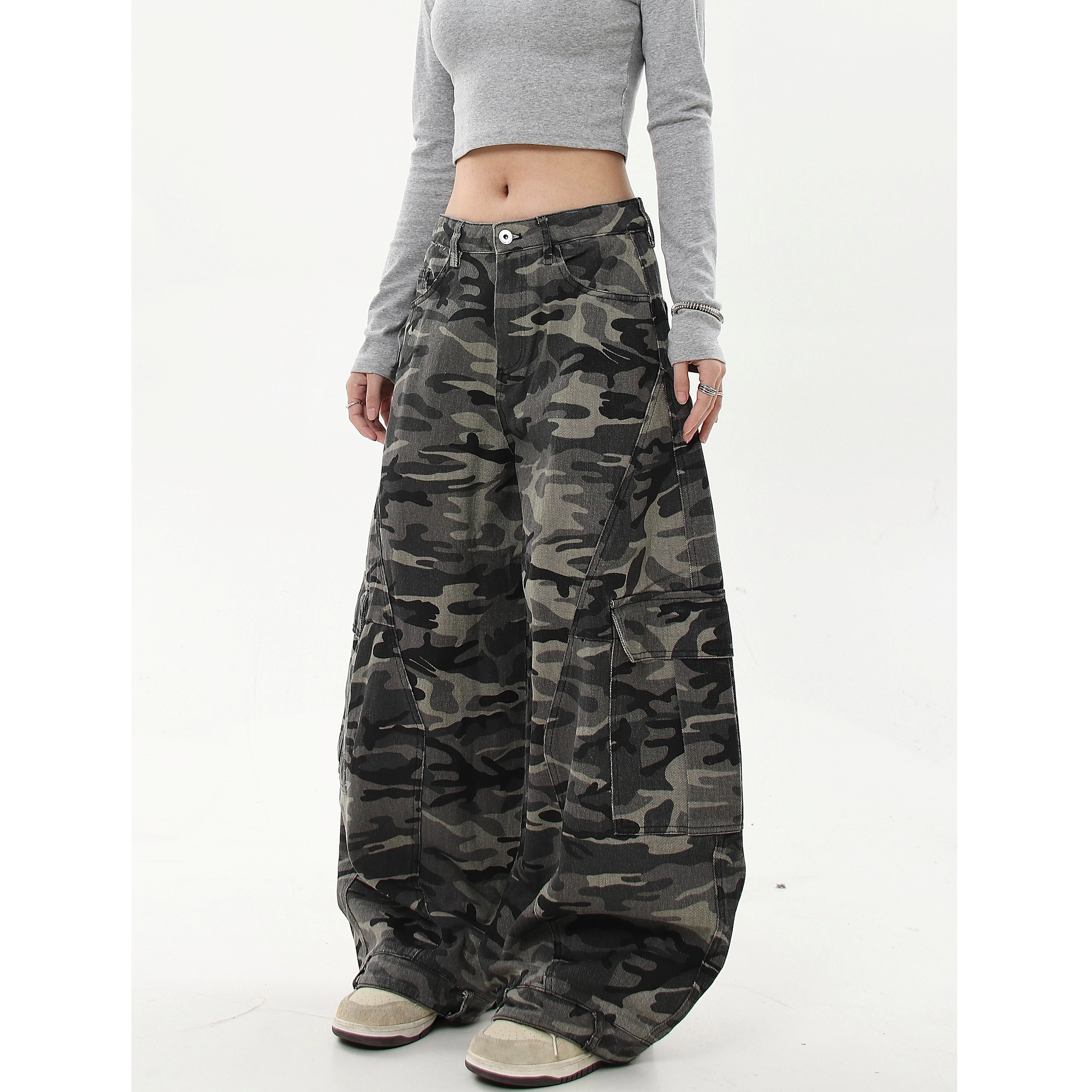 Camouflage Wide-Leg Cargo Curve Pants MW10051