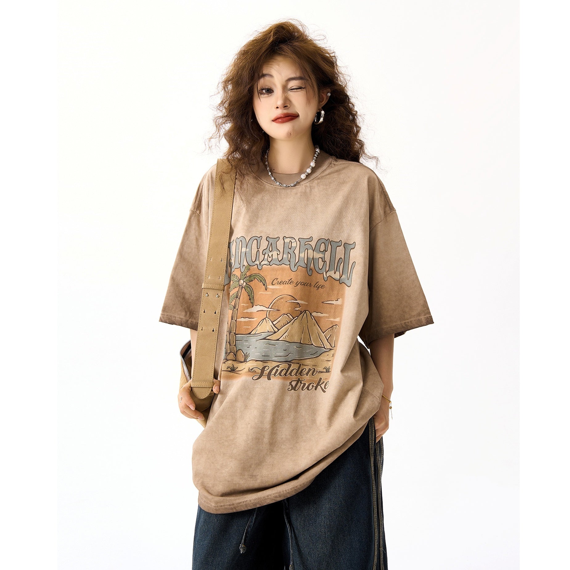 Distressed Landscape Print Short Sleeve T-shirt HG7144