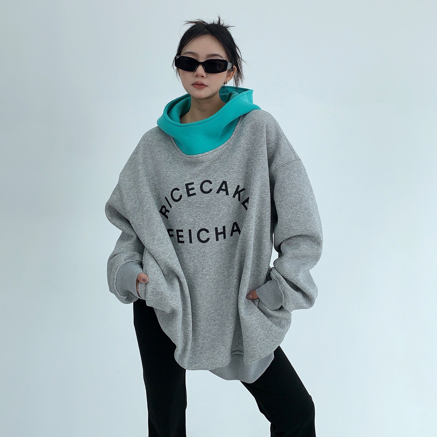 Contrast Stitching Lettering Hoodie MW9646