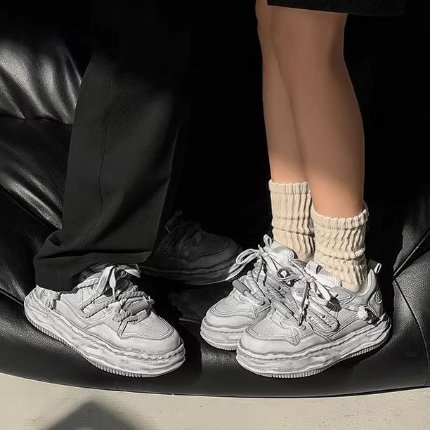 Smudge Design Invisible Heightened Sneaker FG2001