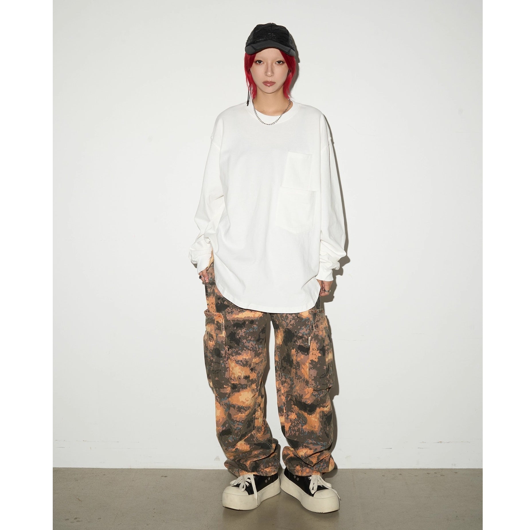 Double Pocket Crew Neck Long-sleeved T-shirt MN9032