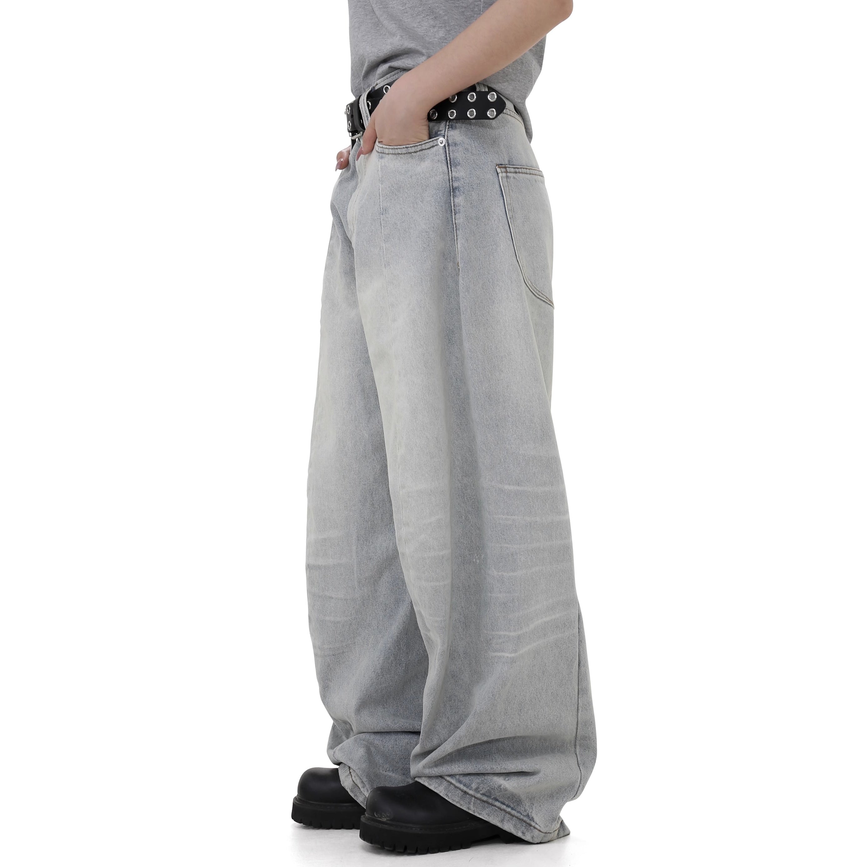 Damage Washed Scimitar Jeans GB7026