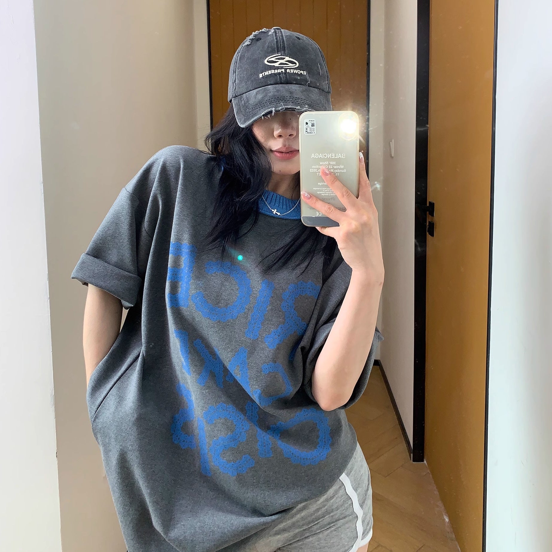 Neckline Contrast Stitching Lace Print T-shirt MW10129