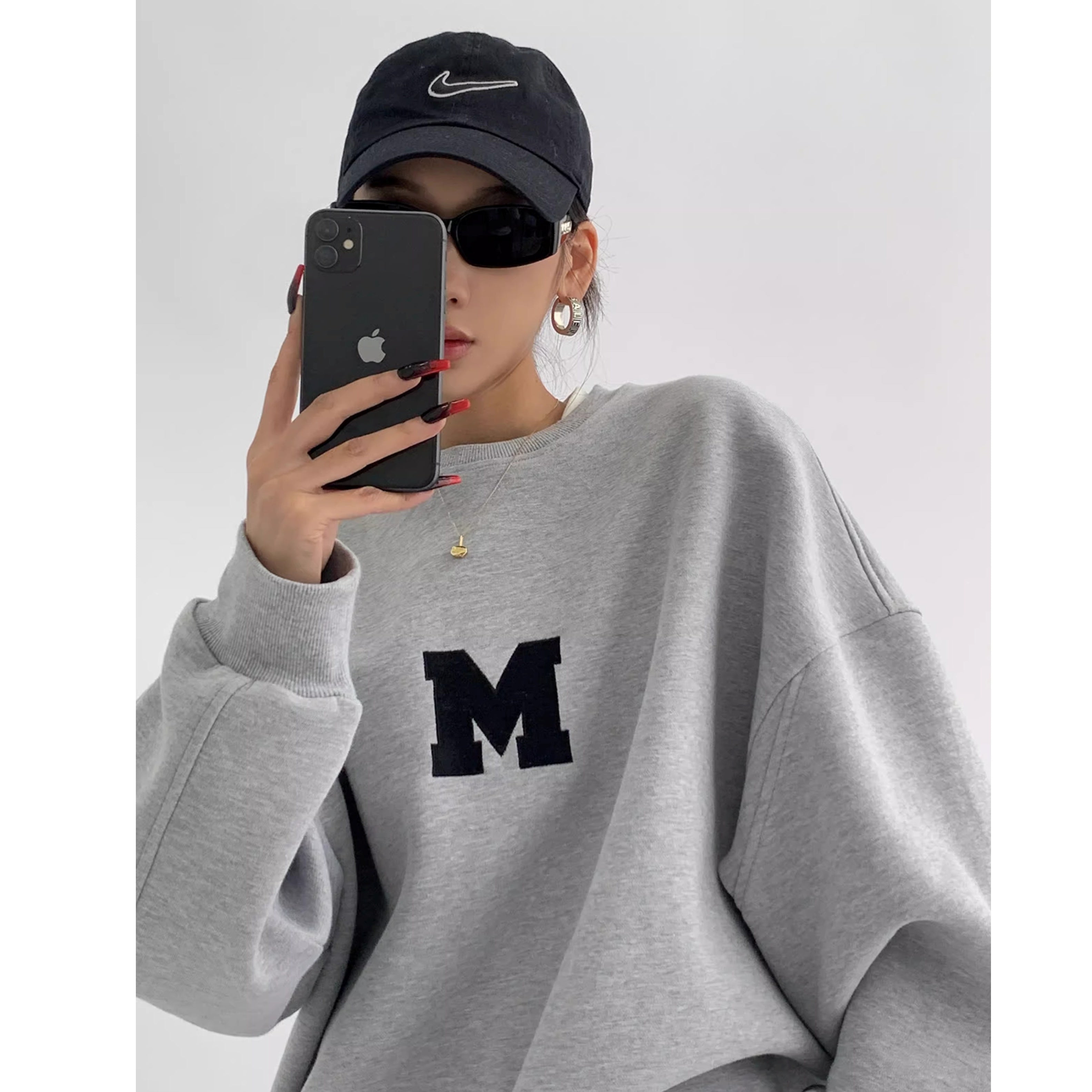 ミニマルロゴオーバーサイズトレーナー AC7014