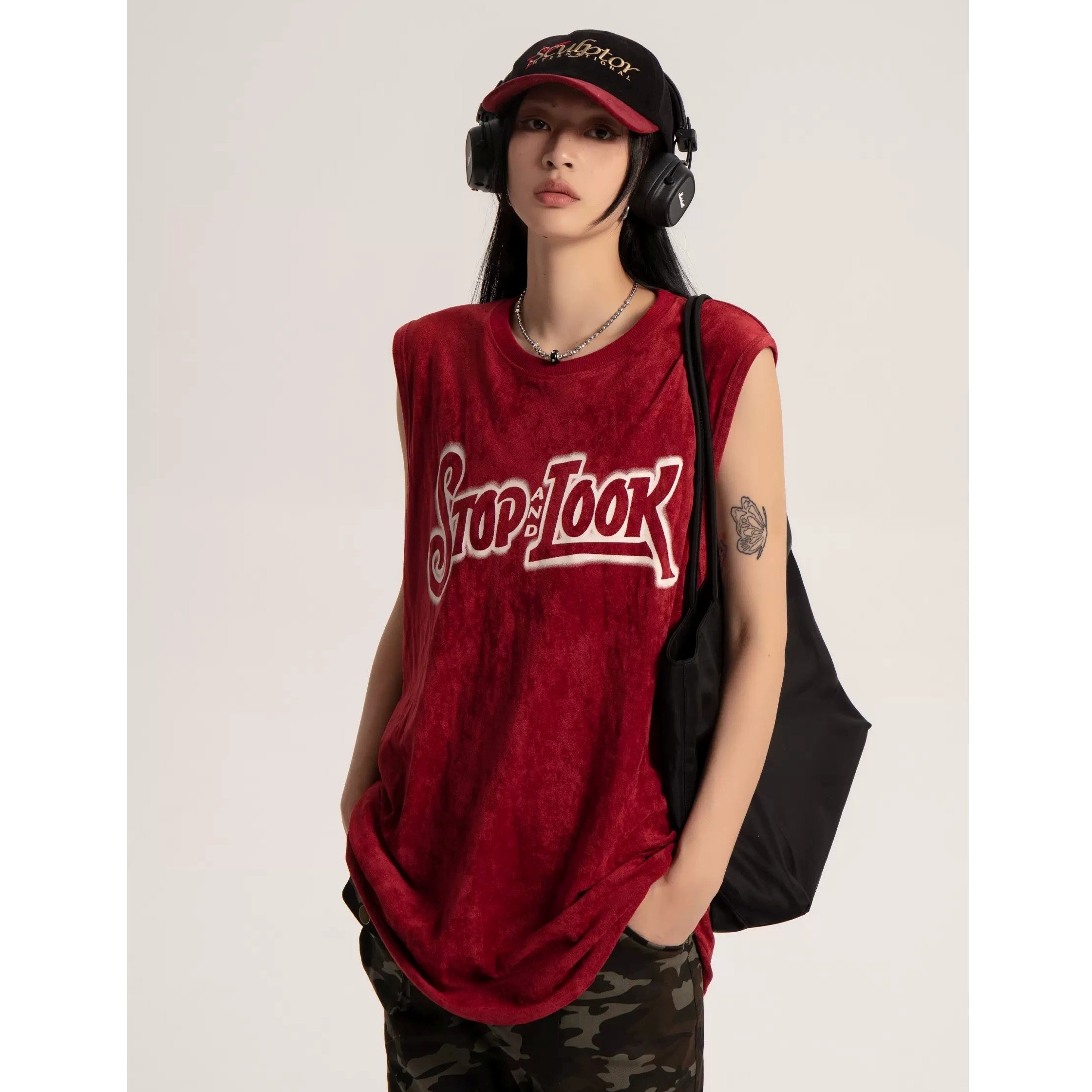 Color-changing Letter Suede Touch Sleeveless T-shirt EZ127