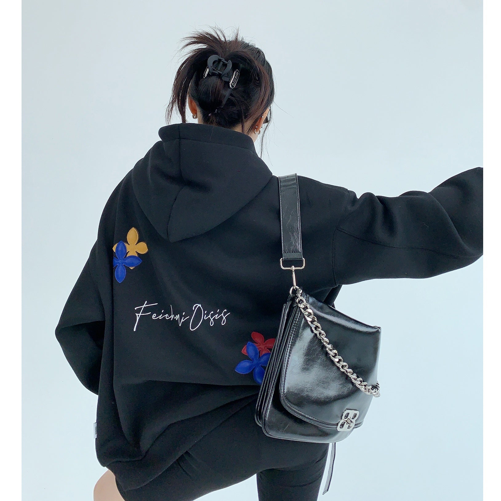 Embroidery Leather Flower Hoodie MW9547