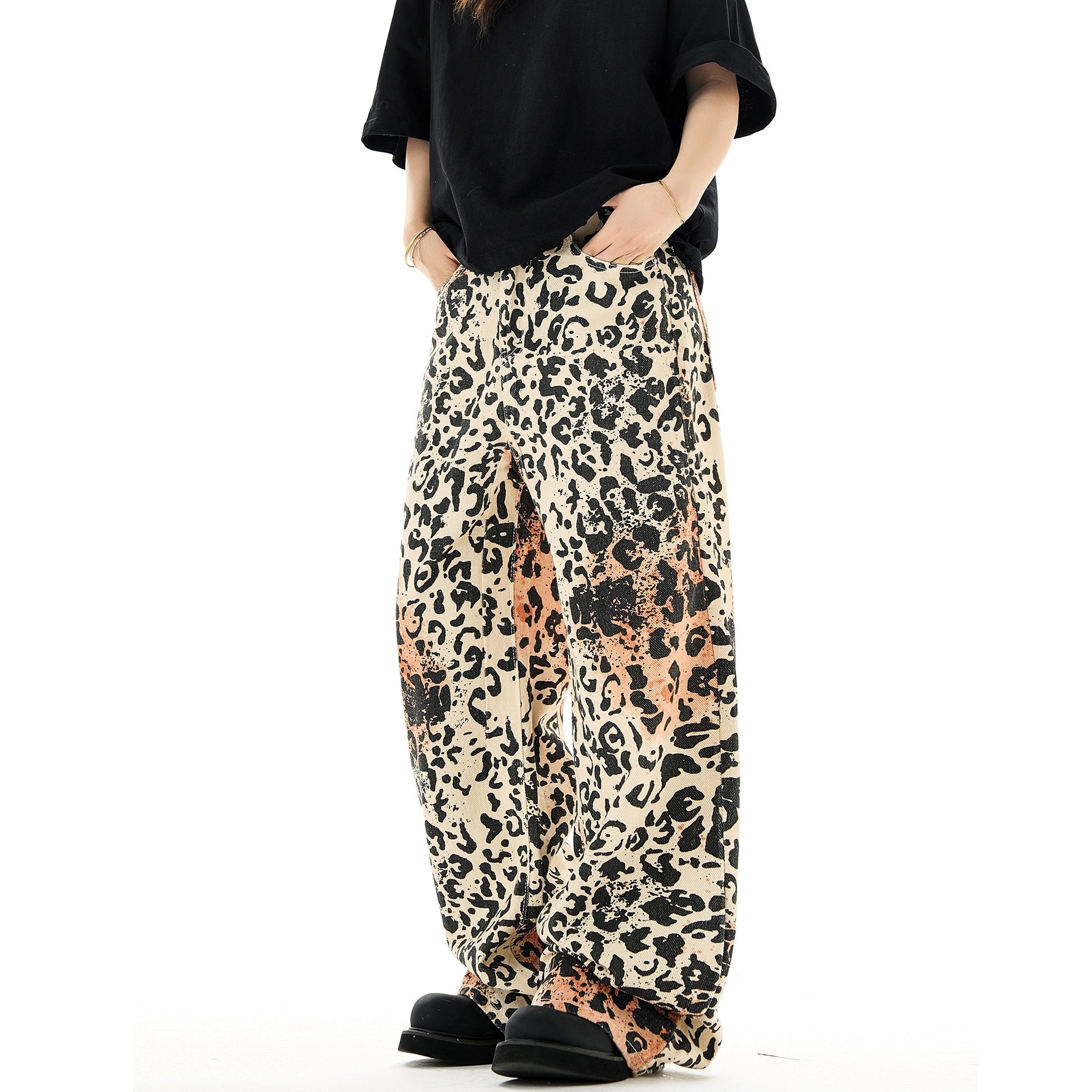 Leopard Print Straight Leg Jeans HG7100