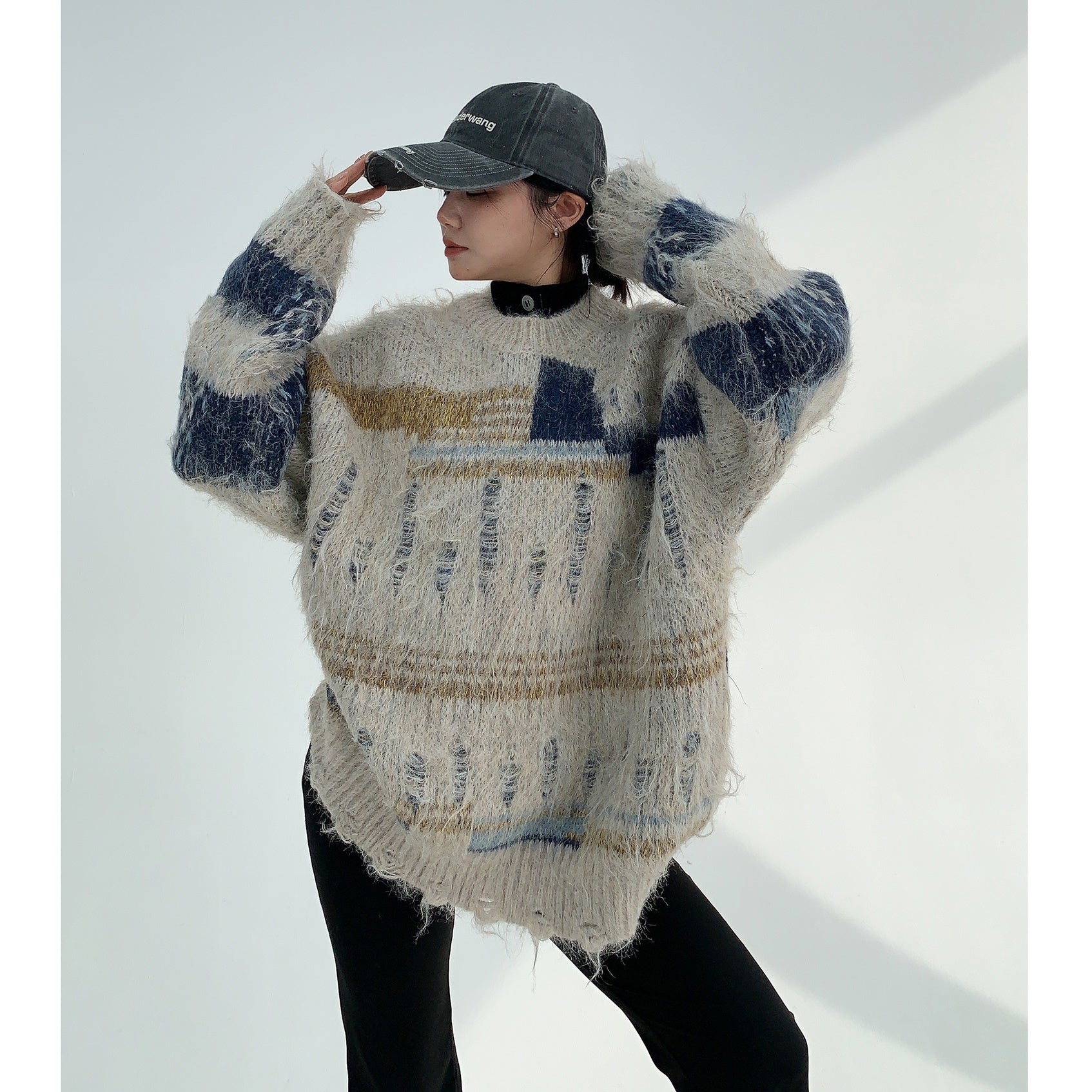 Retro Ripped Crewneck Shaggy Sweater MW9789