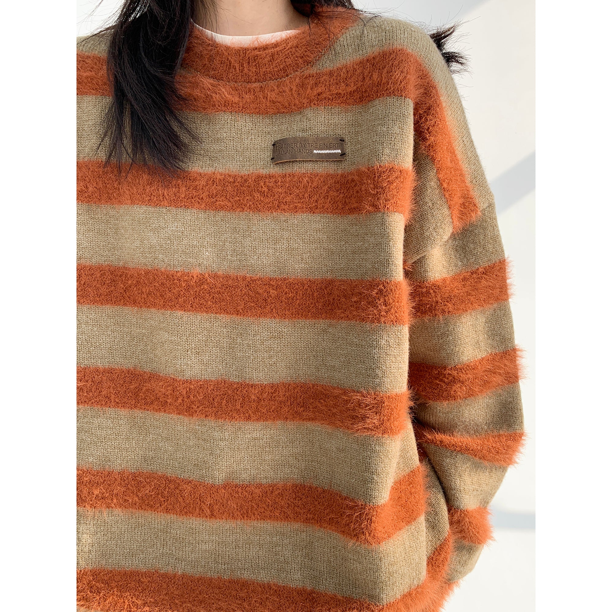 Plush Border Crewneck Sweater MW9793