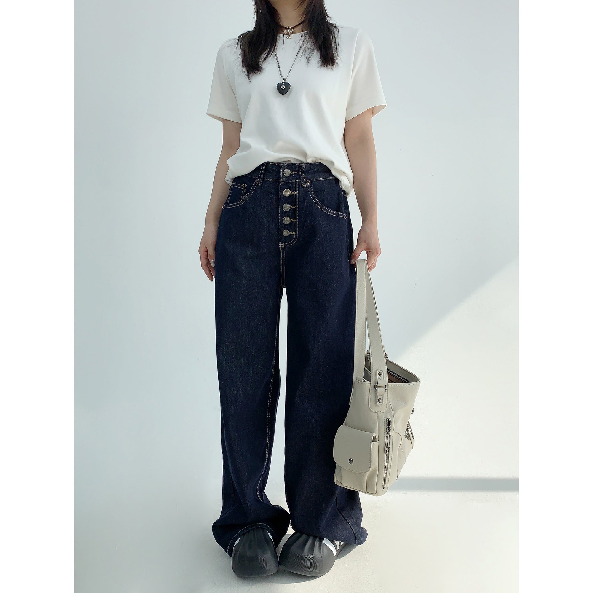 Front Button Wide Straight Jeans MW9847