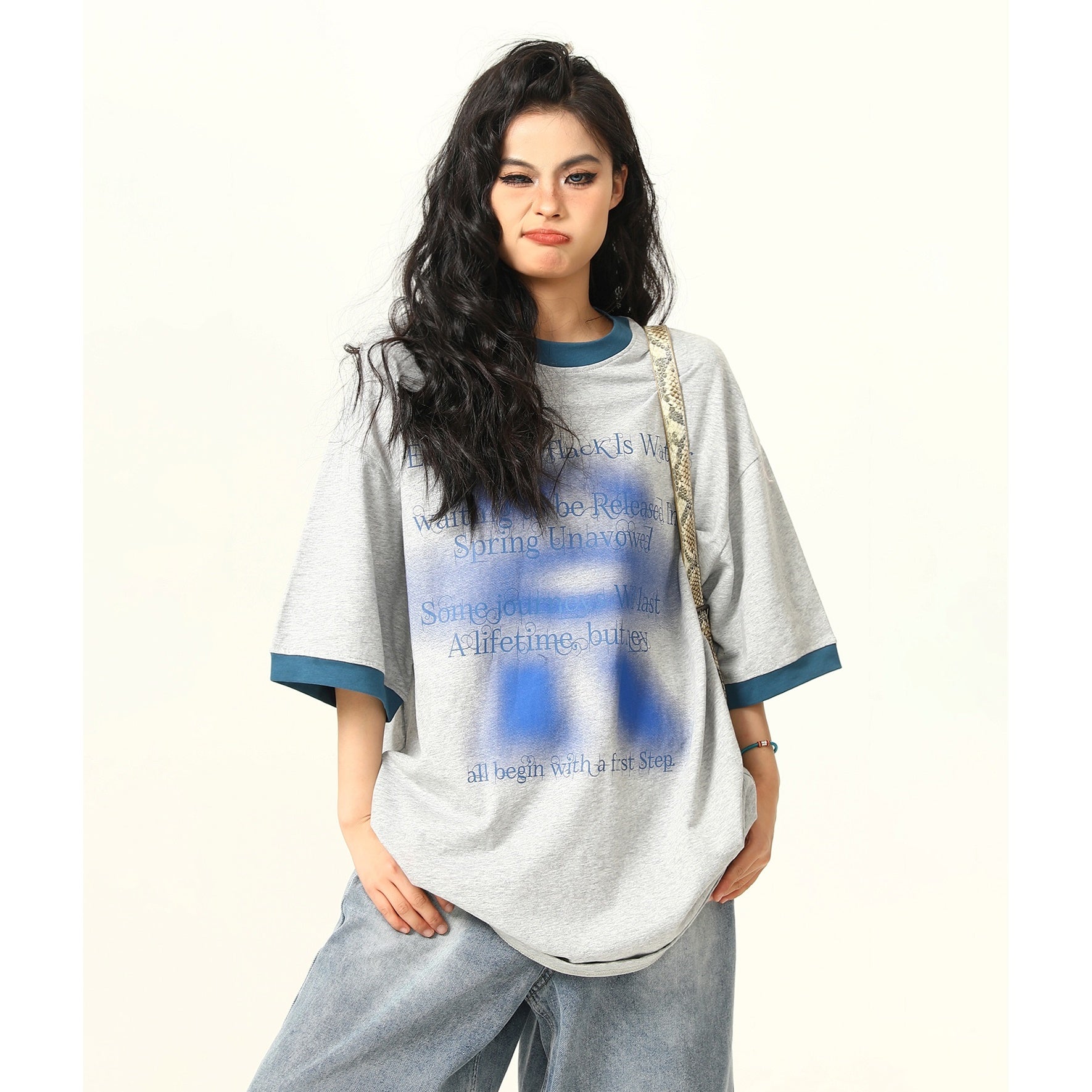 Contrasting Stitching Lettering Loose T-Shirt MW9107
