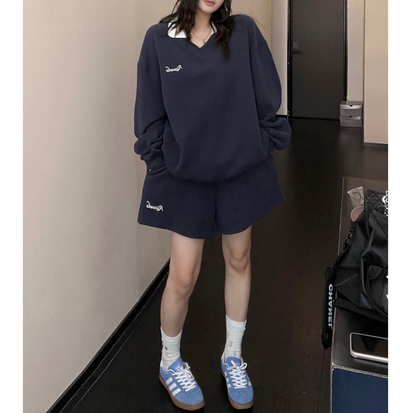 Casual Embroidery V-neck Sweat & Shorts Set-up MW9463