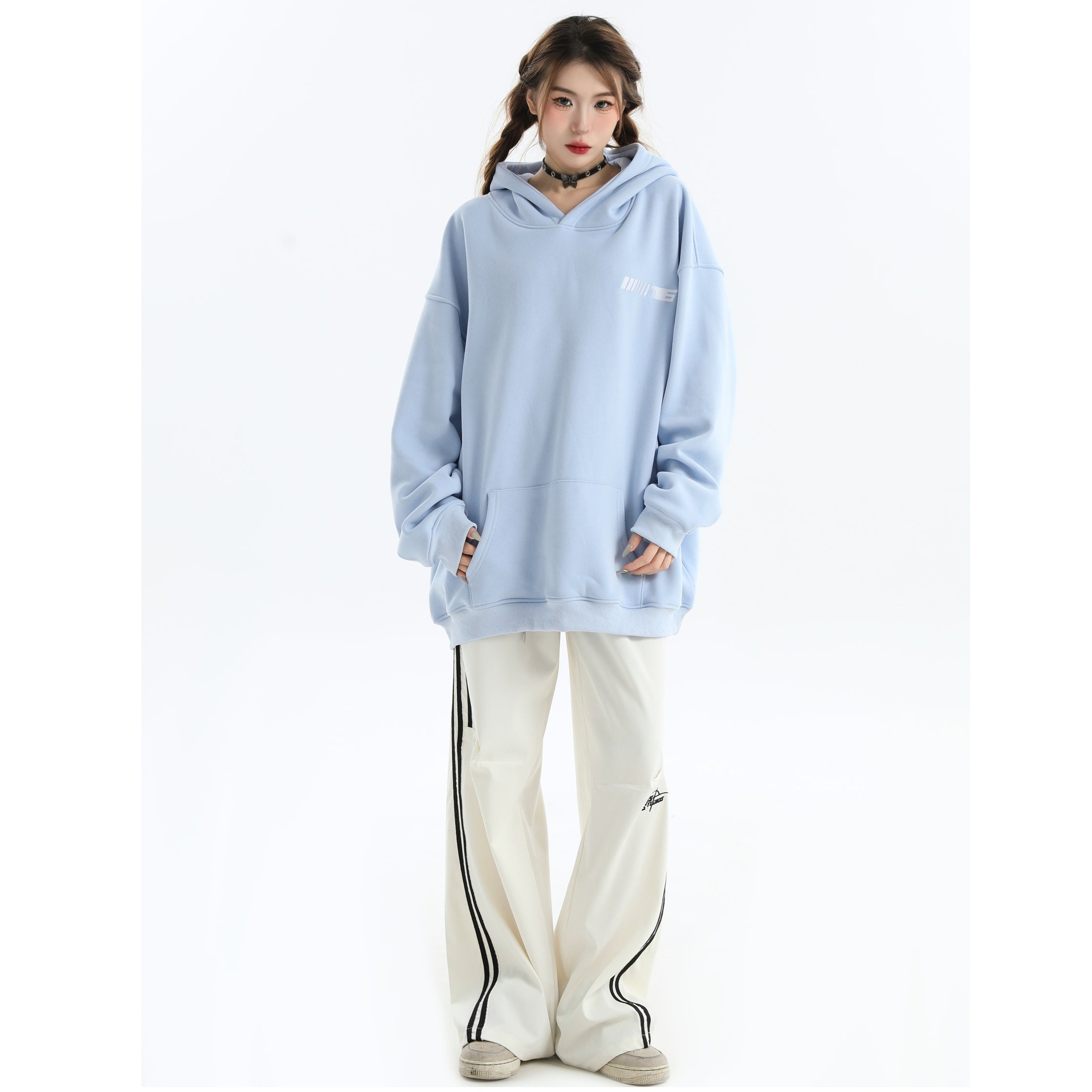 Embroidered LOGO OverSize Hoodie IN7011