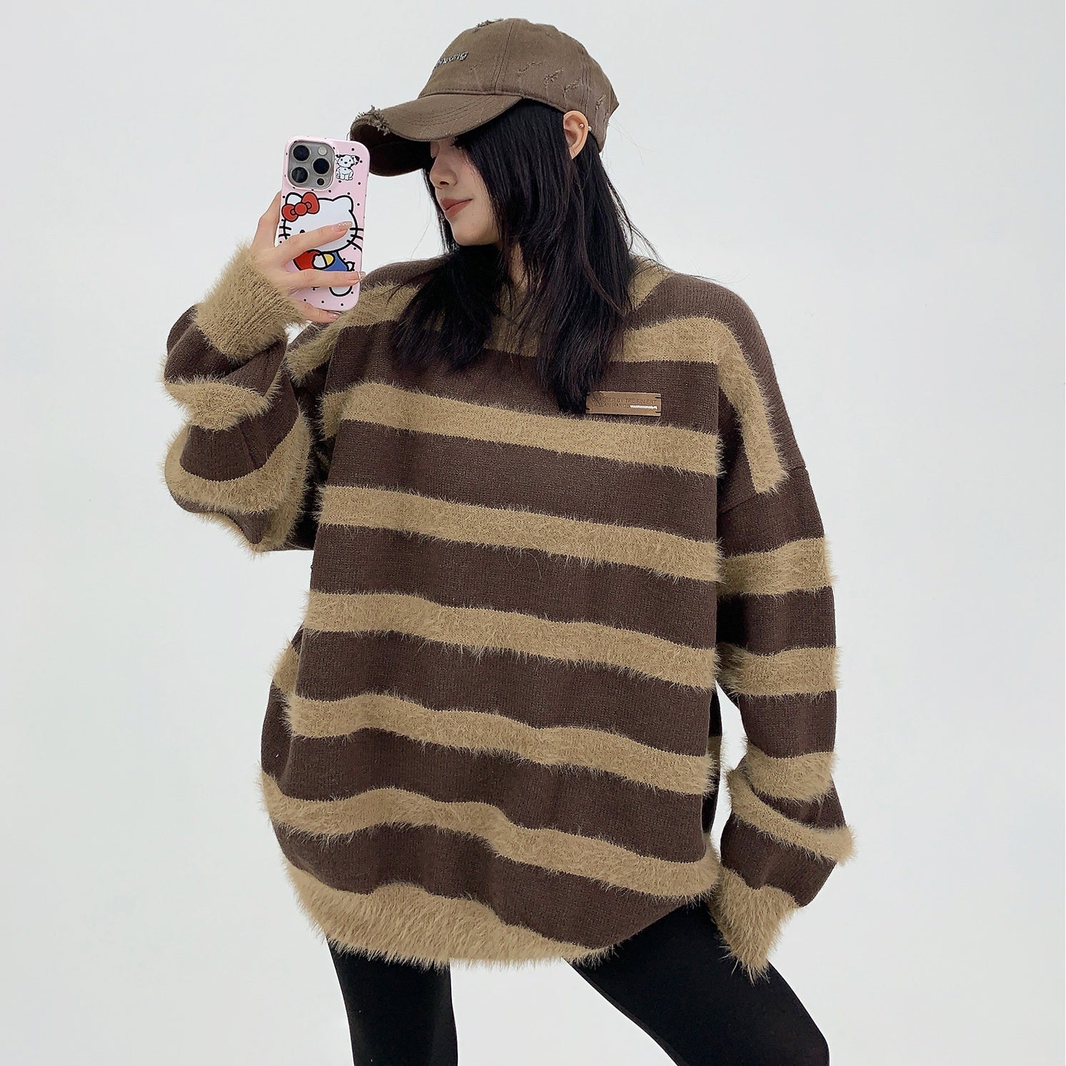 Plush Border Crewneck Sweater MW9793