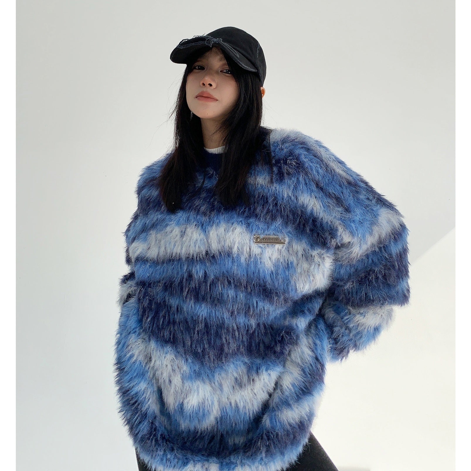 Gradation Border Loose Shaggy Sweater MW9765