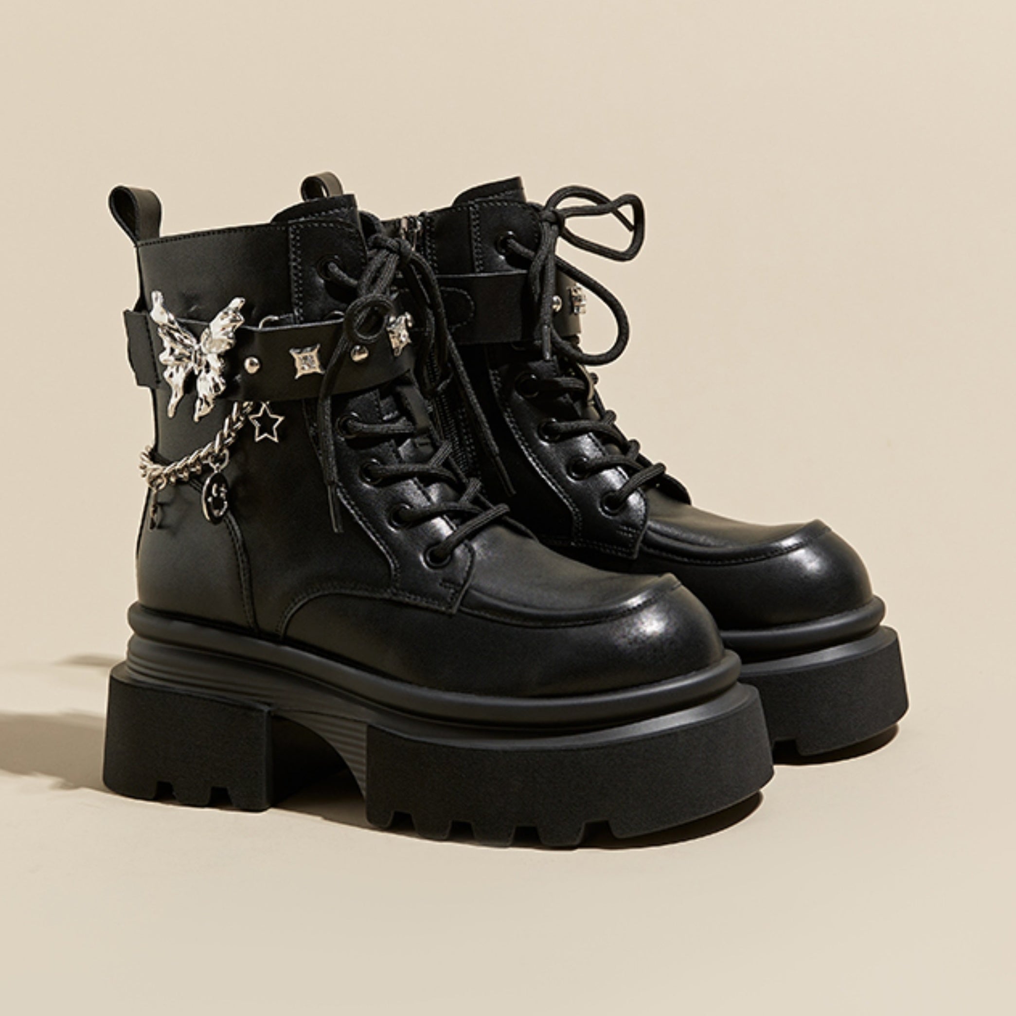 Metal Motif Chain Design Martin Boots GP2002