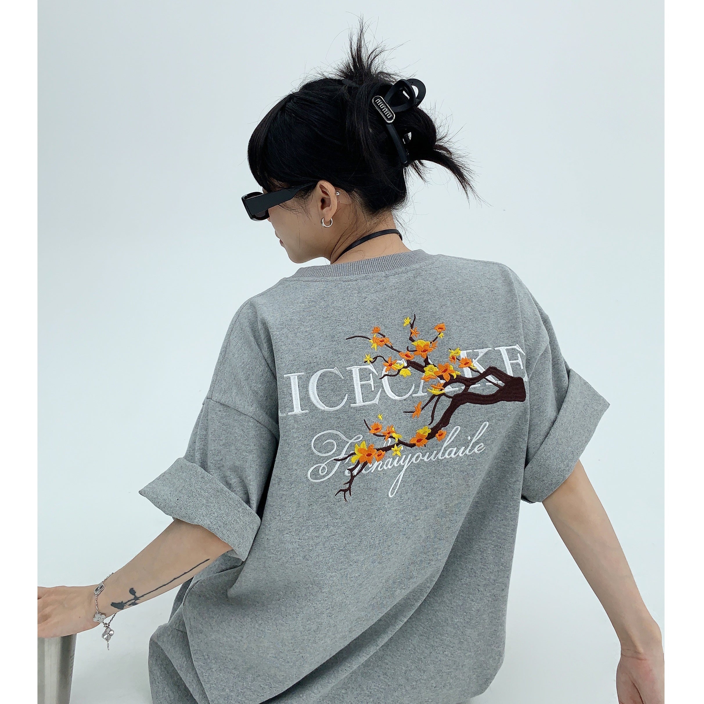 Embroidered Back Design T-shirt MW9077