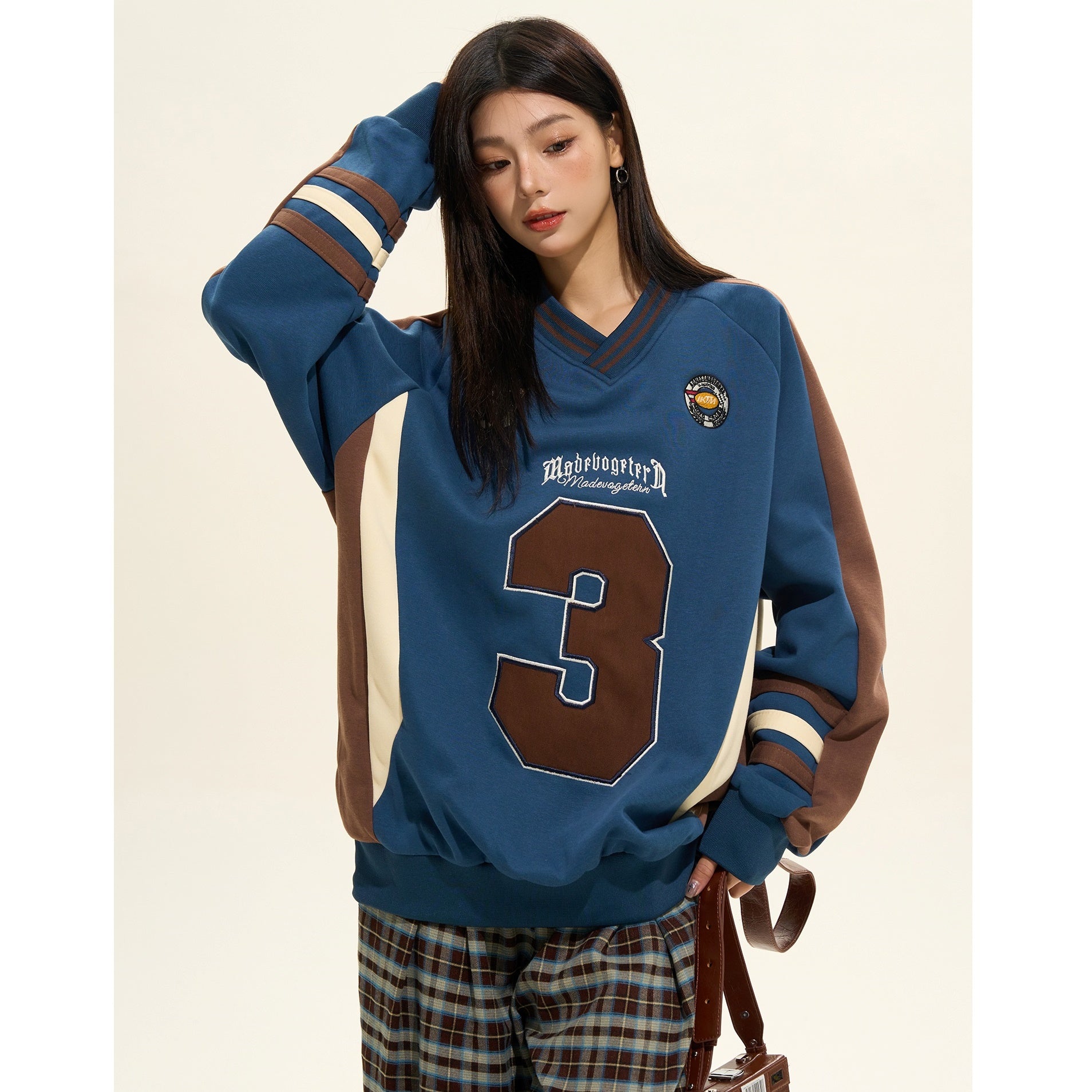 American Contrast Stitching Embroidery Loose Pullover MW9396