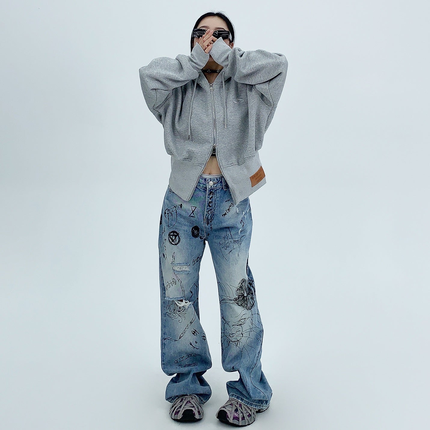 Damage Ripped Graffiti Jeans MW9563