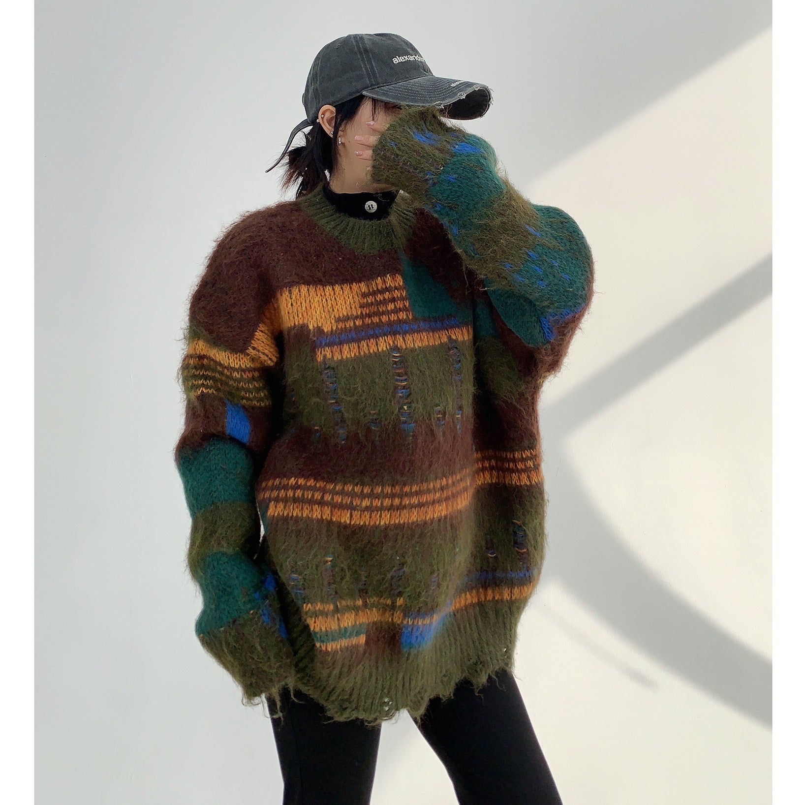 Retro Ripped Crewneck Shaggy Sweater MW9789