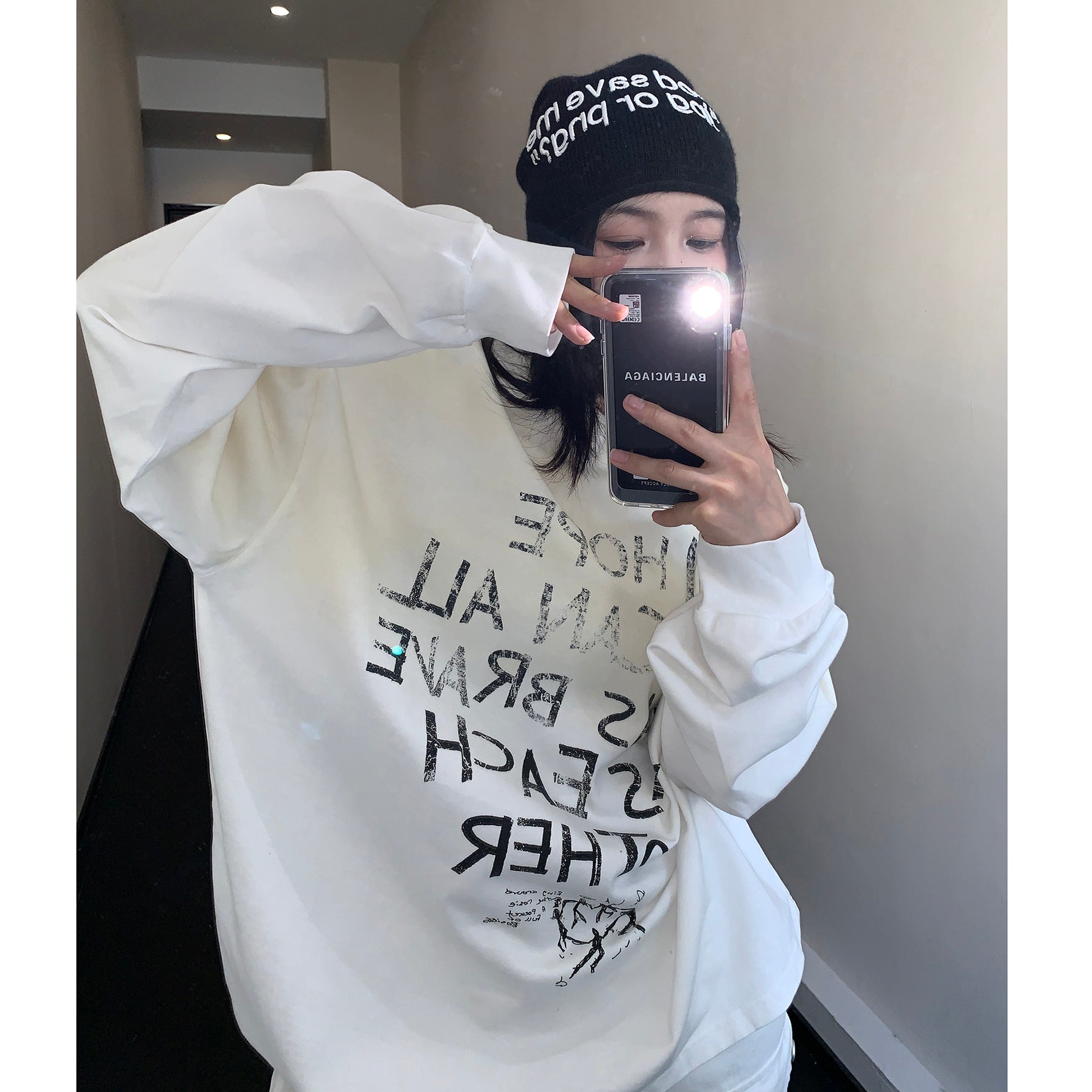 Gradient Lettering Long-sleeved T-Shirt MW9460