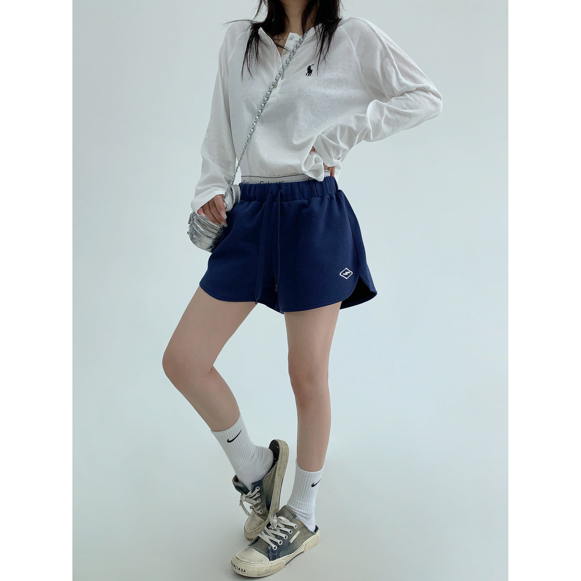 Simple Loose Embroidered Shorts Hot Pants MW10067
