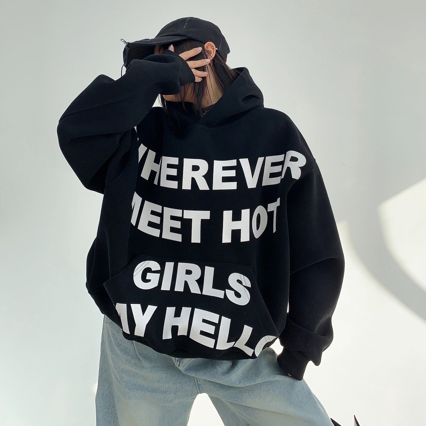 Letter Print Oversize Pullover Hoodie MW9826