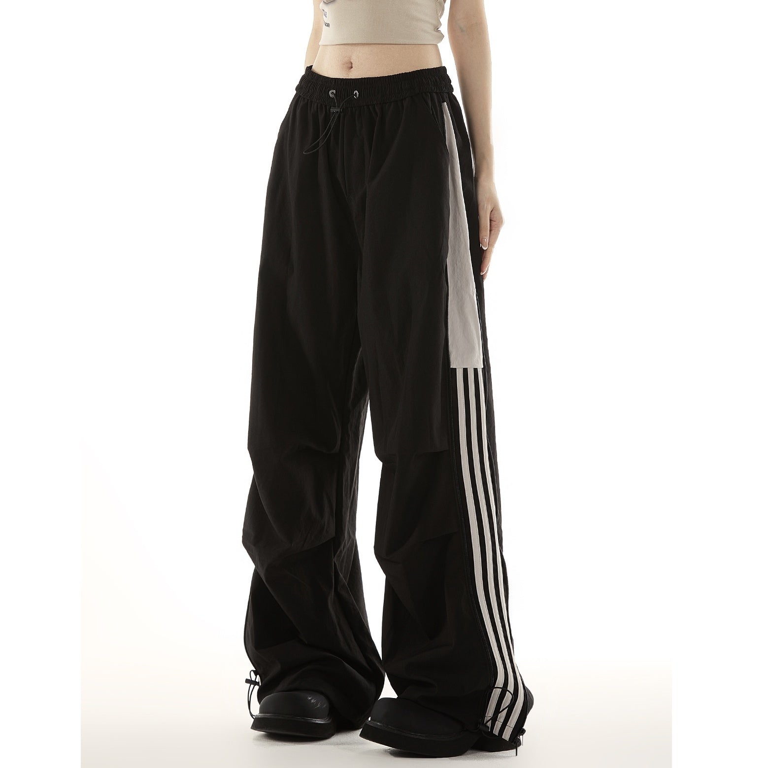 Side Zipper Line Design Parachute Pants MW10105