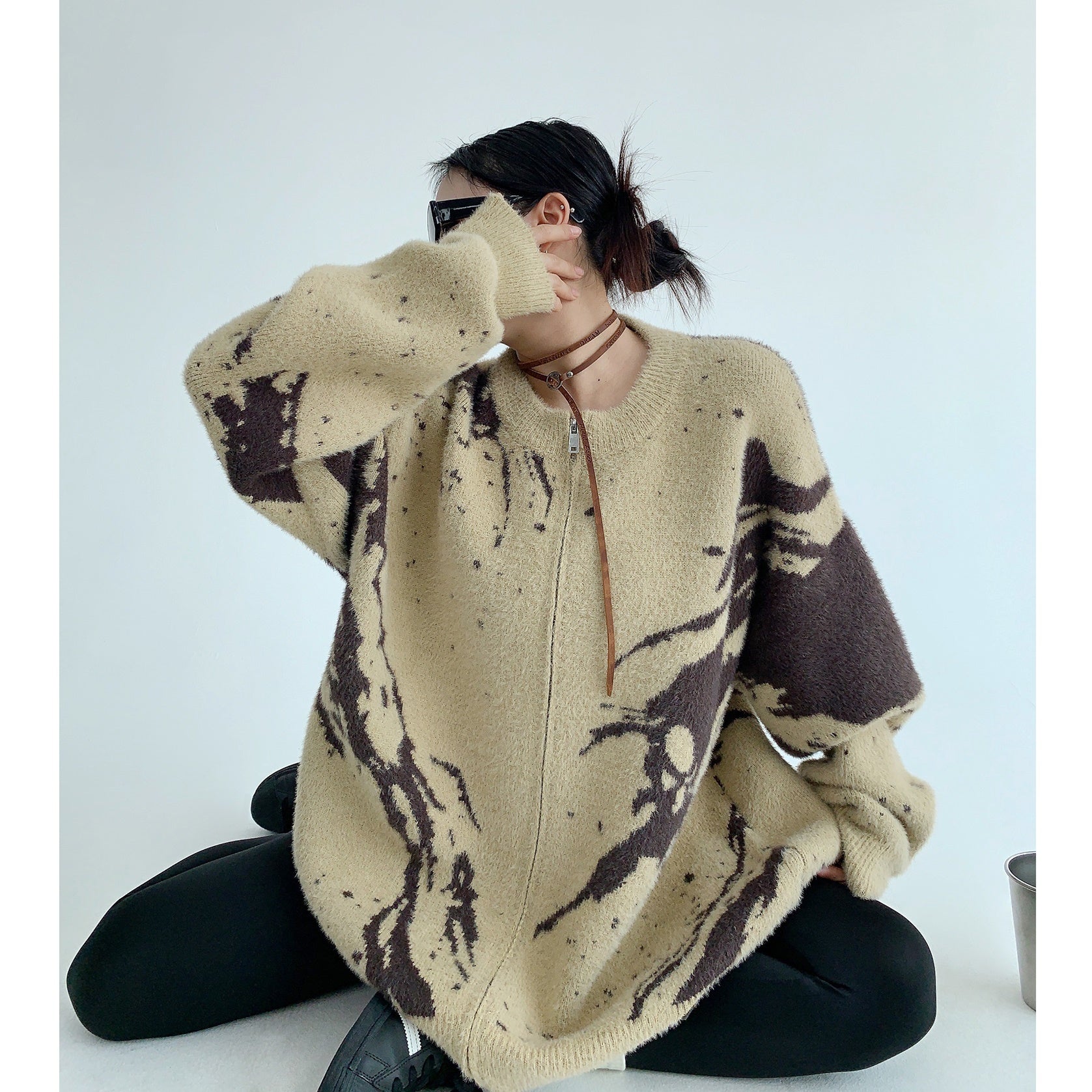 Round Neck Marble Design Loose Knitted Jacket MW9509