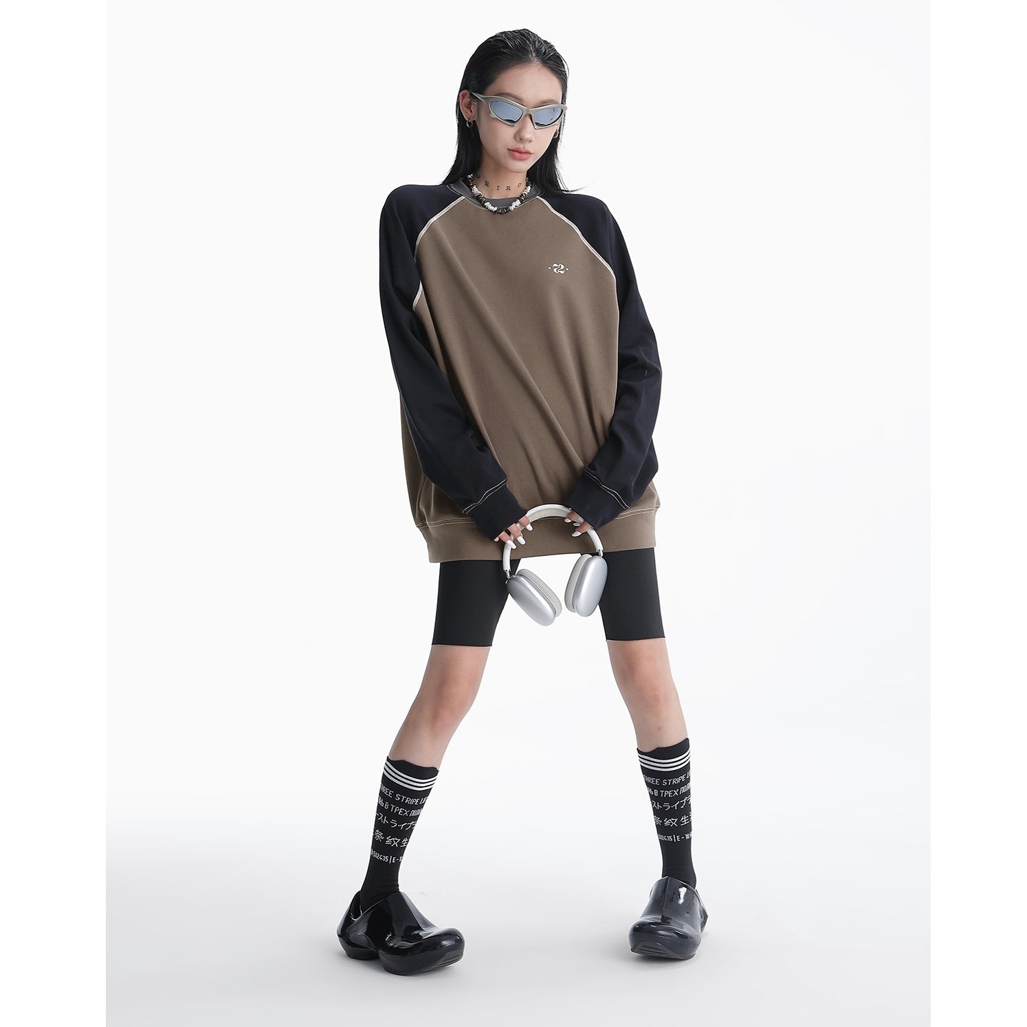 Raglan Sleeves Color-blocked Loose Cutsew AC7057