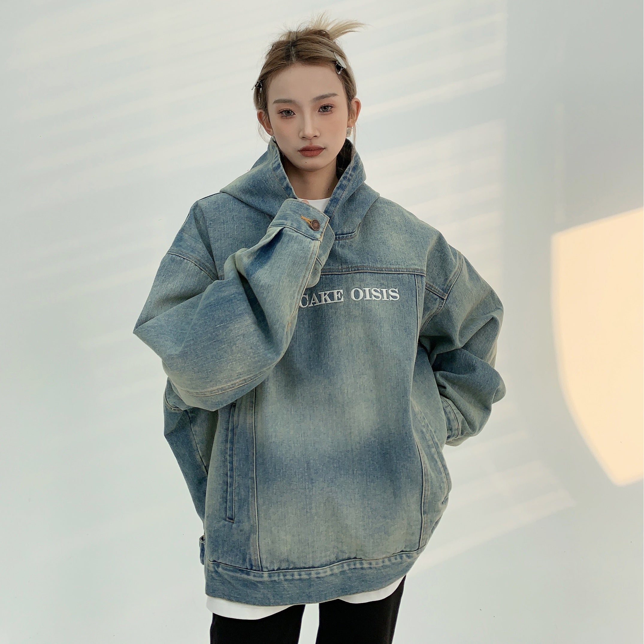 Embroidered Damage Denim Hooded Pullover Jacket MW9865