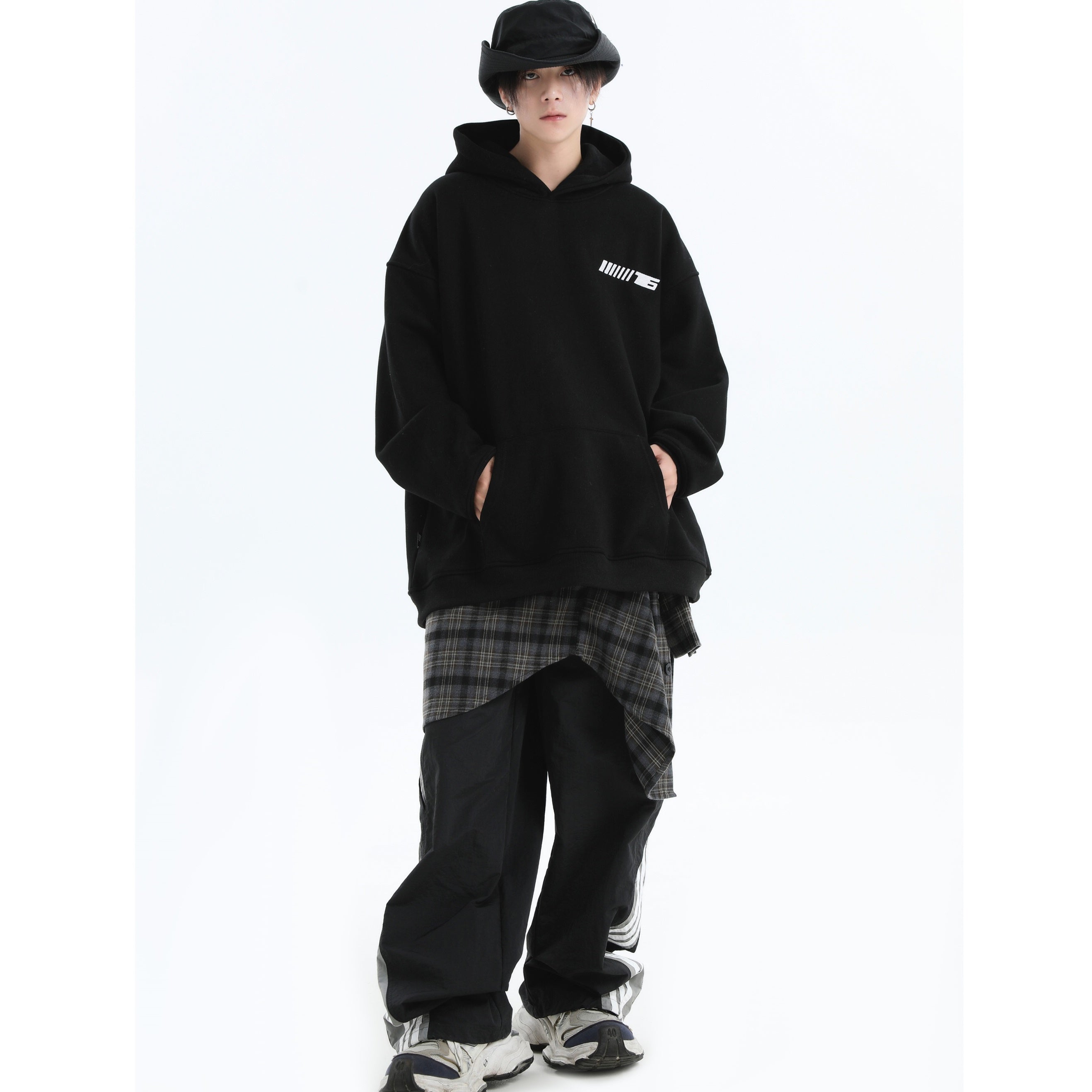 Embroidered LOGO OverSize Hoodie IN7011