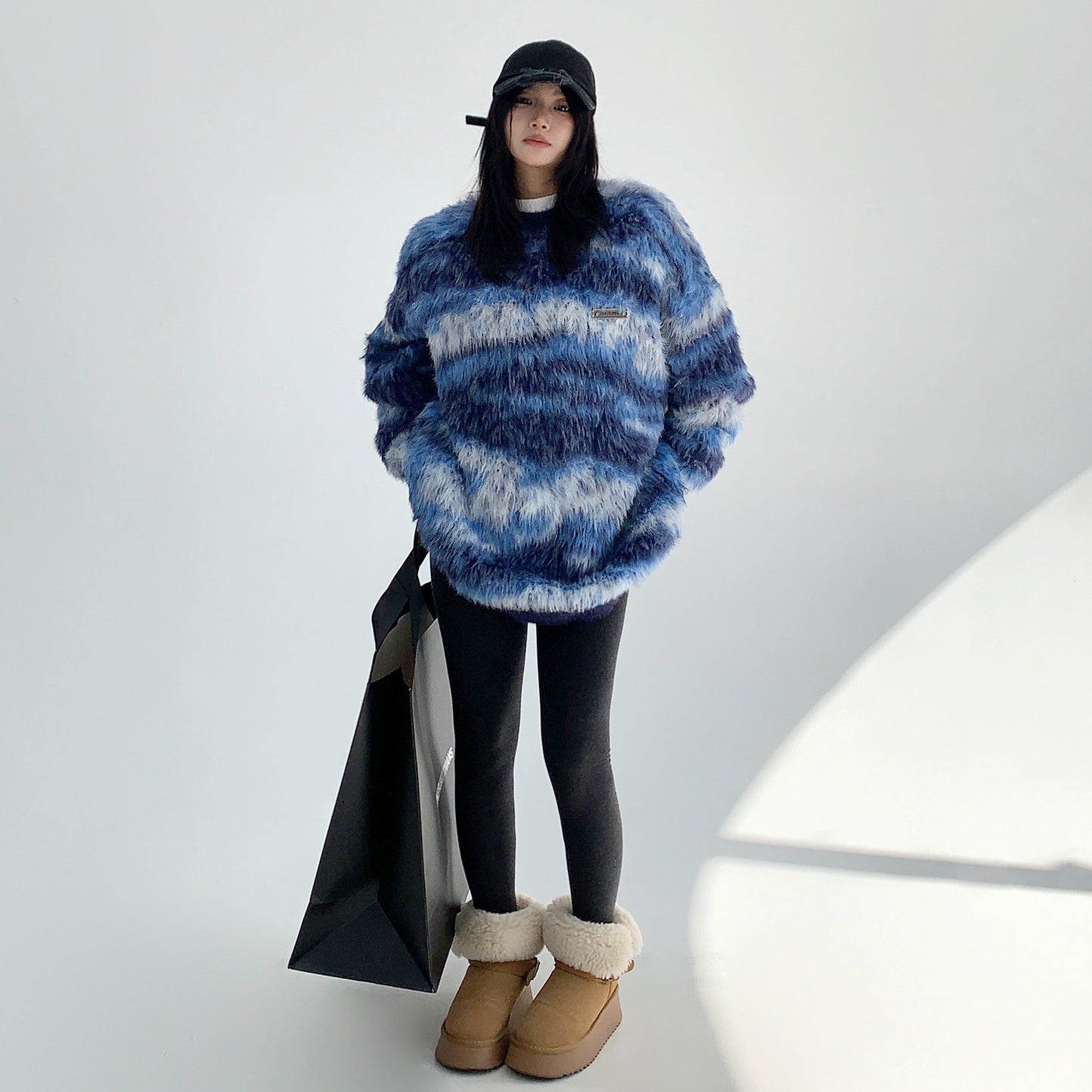 Gradation Border Loose Shaggy Sweater MW9765