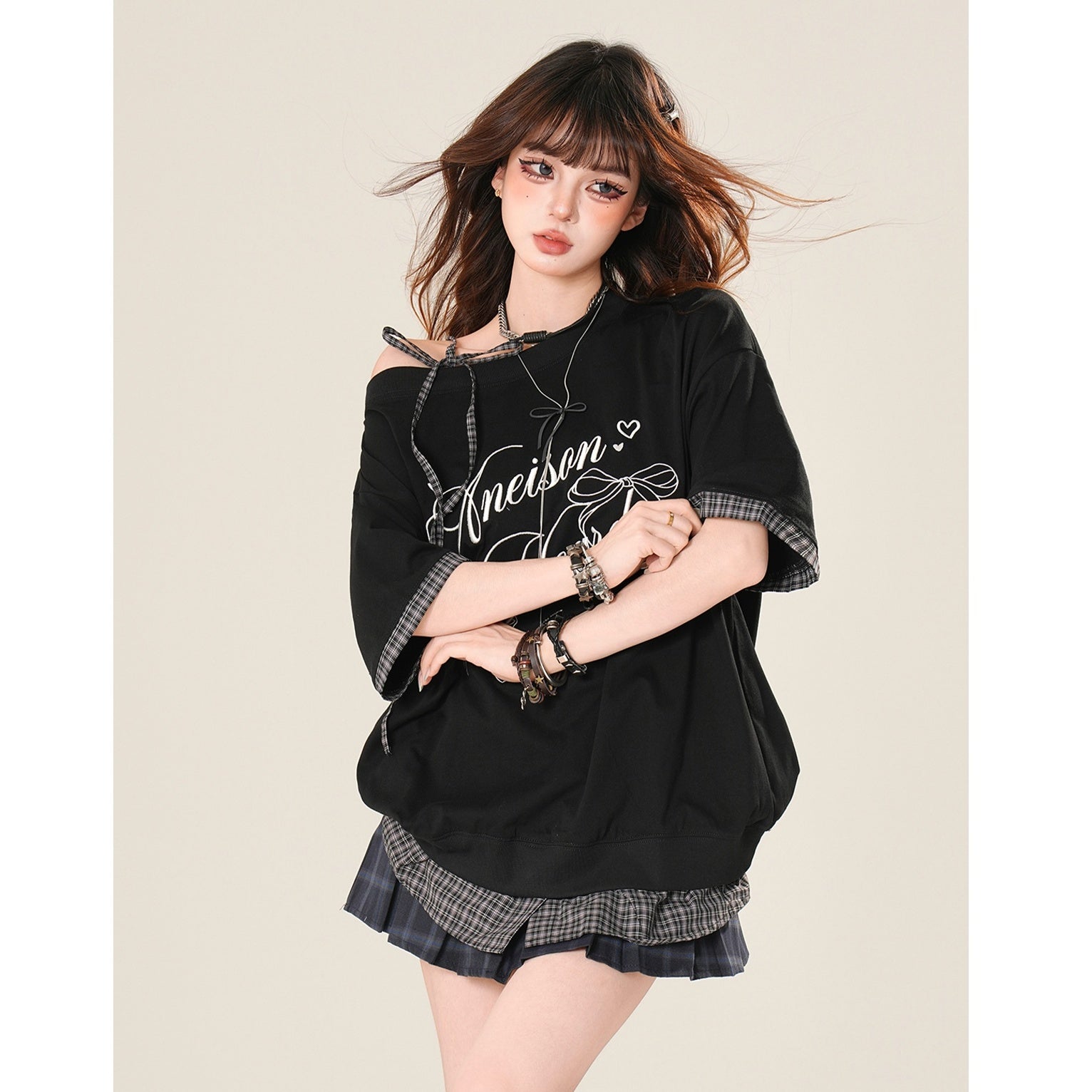 Check-Panelled Loose Neck T-shirt KK2059
