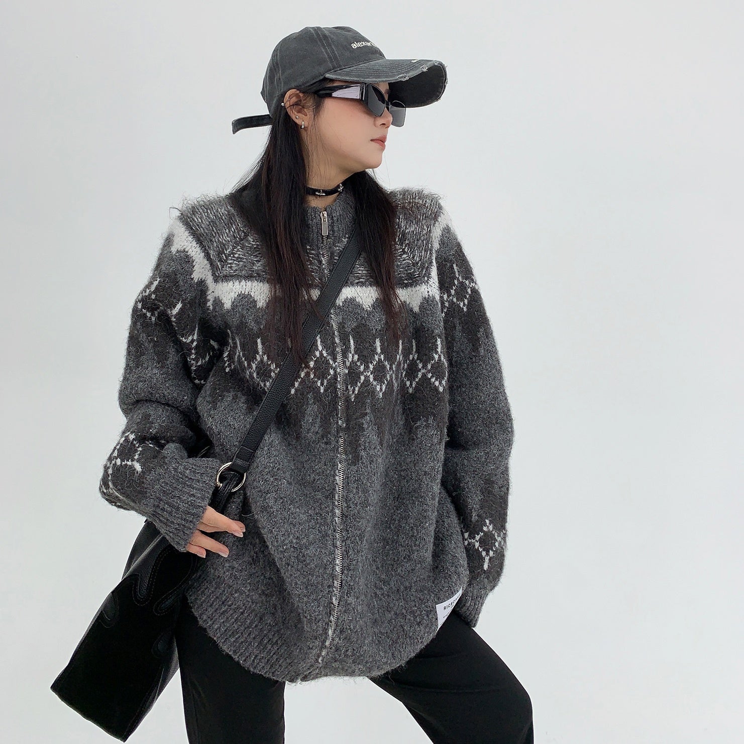 Retro Diamond Lattice Crew Neck Zipper Knitted Jacket MW9599