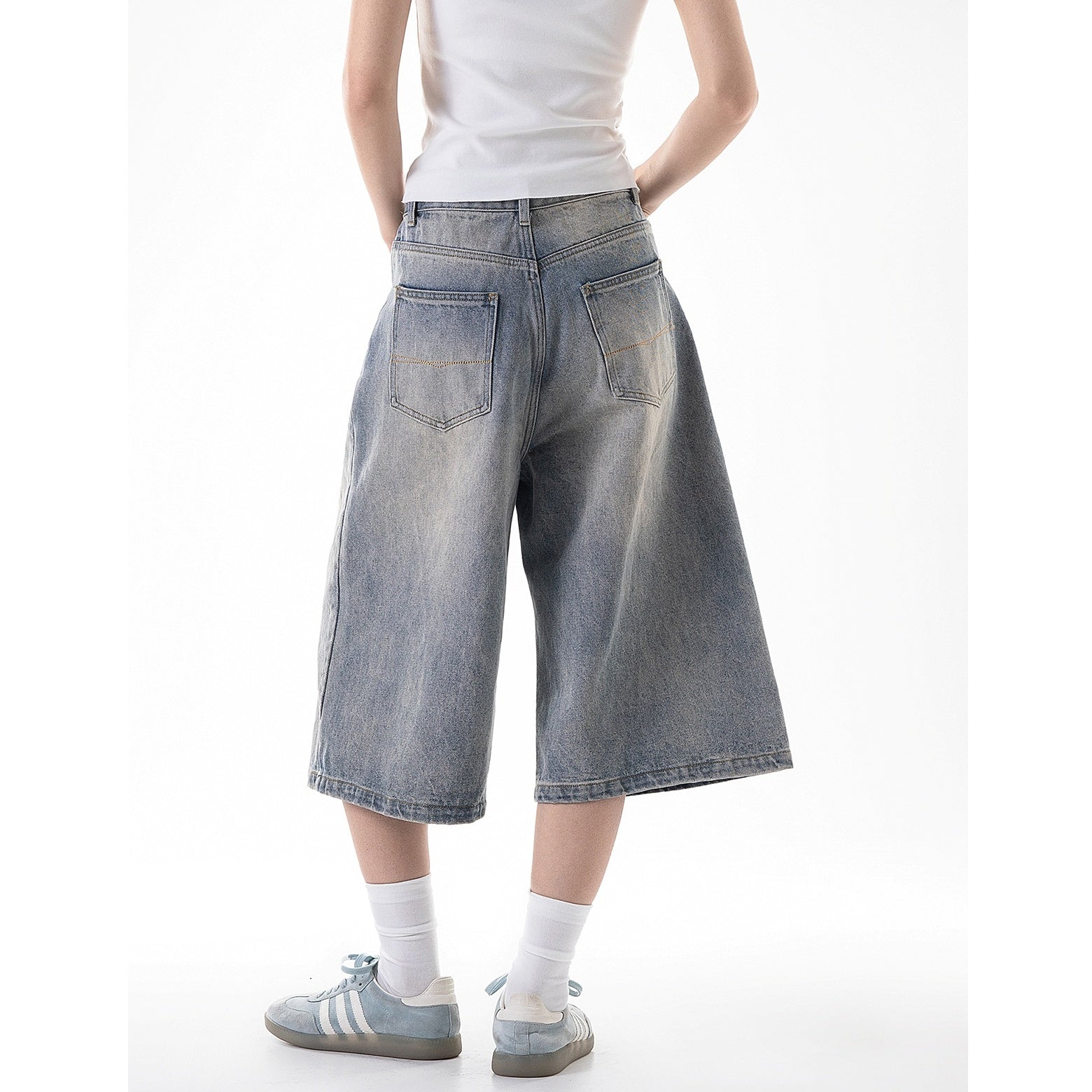 Retro Wash Denim Half Pants IC9030