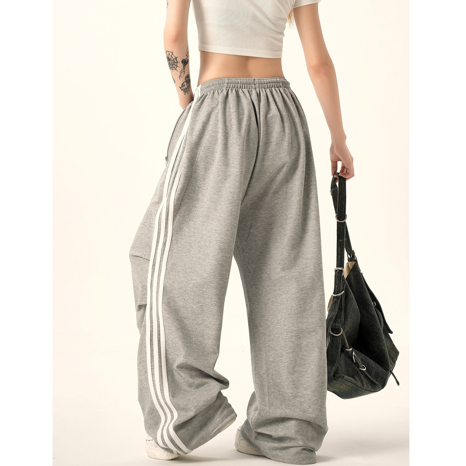 Side Three-bar Striped Wide-leg Sweat Pants MW9339