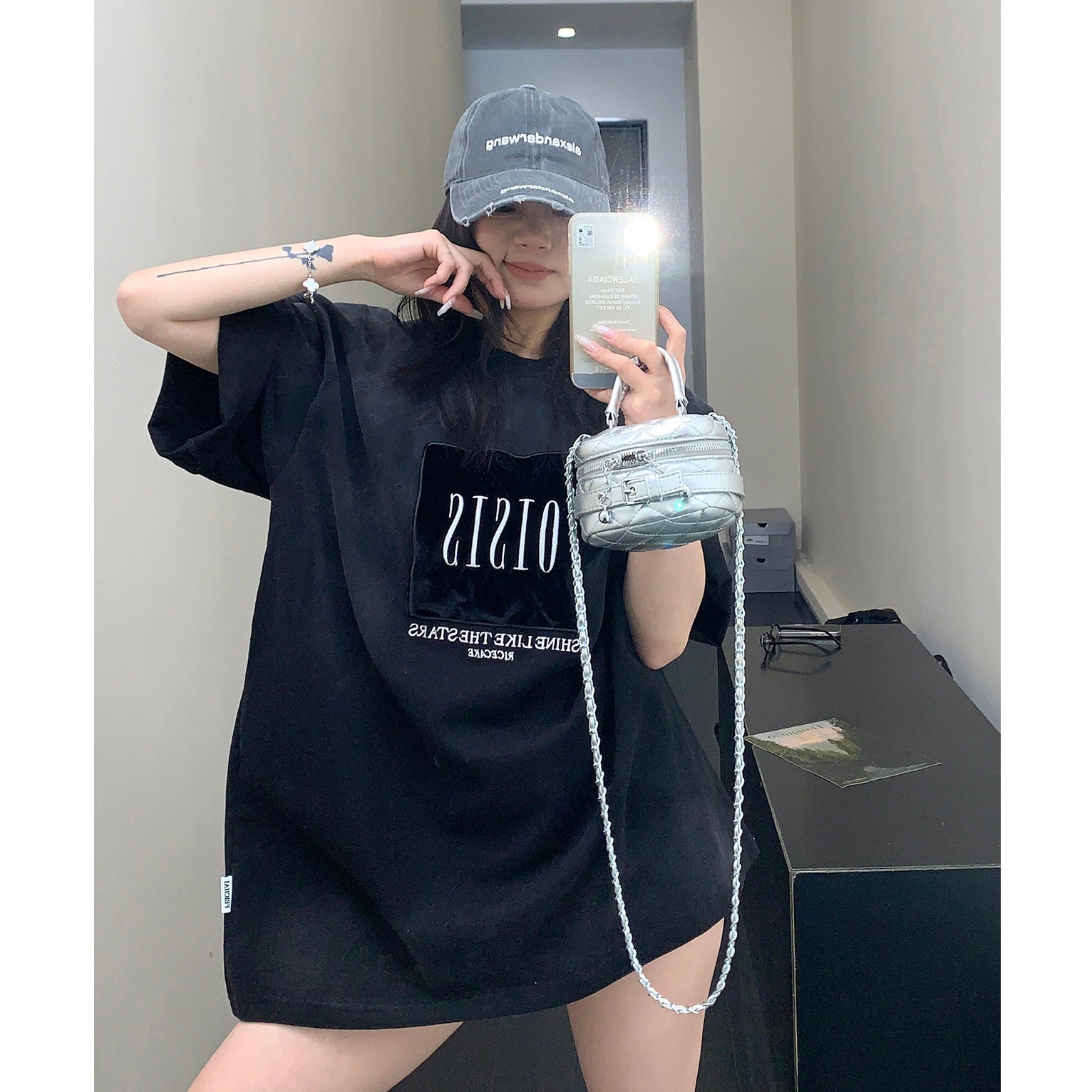 Flannel Embroidery Loose T-shirt MW10068