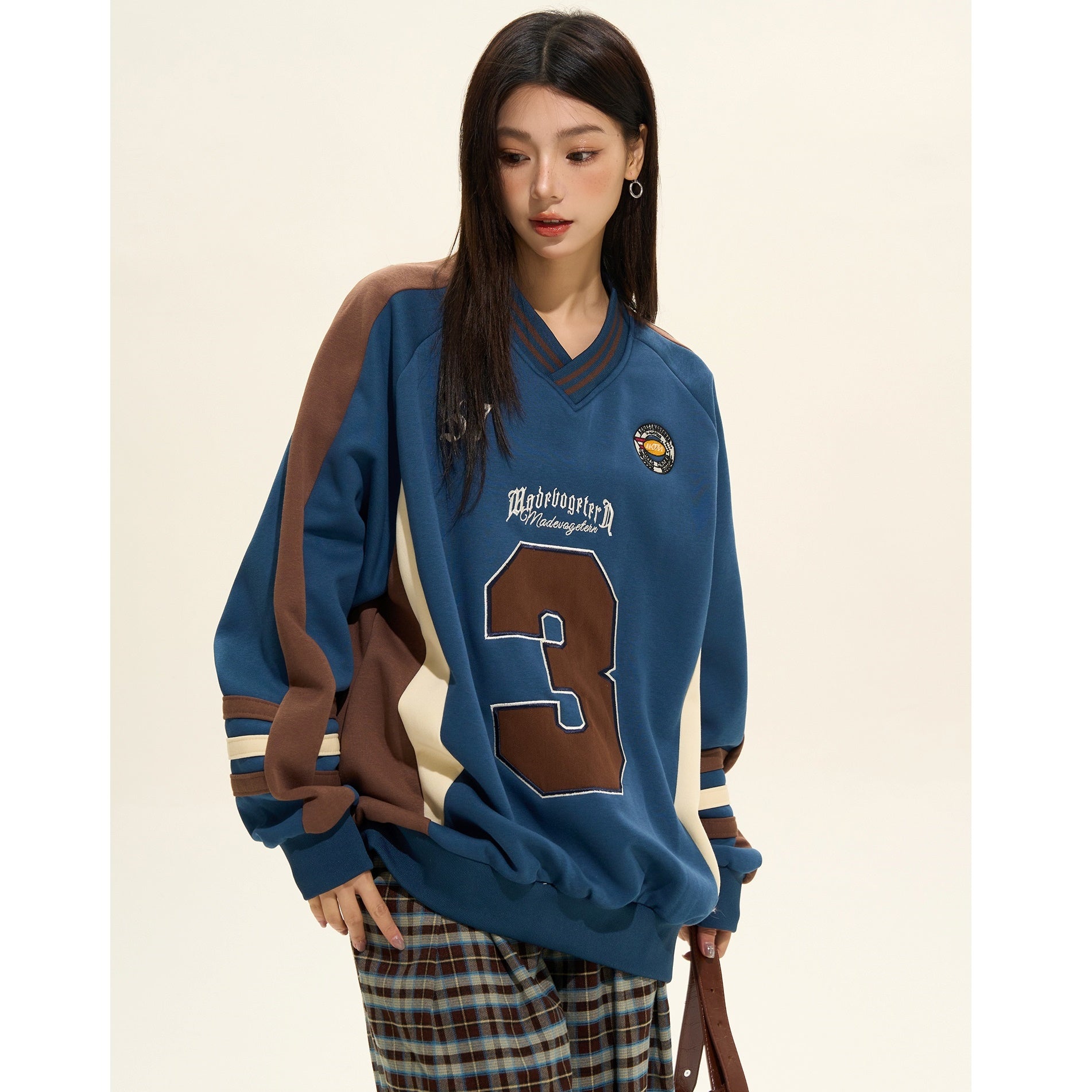 American Contrast Stitching Embroidery Loose Pullover MW9396