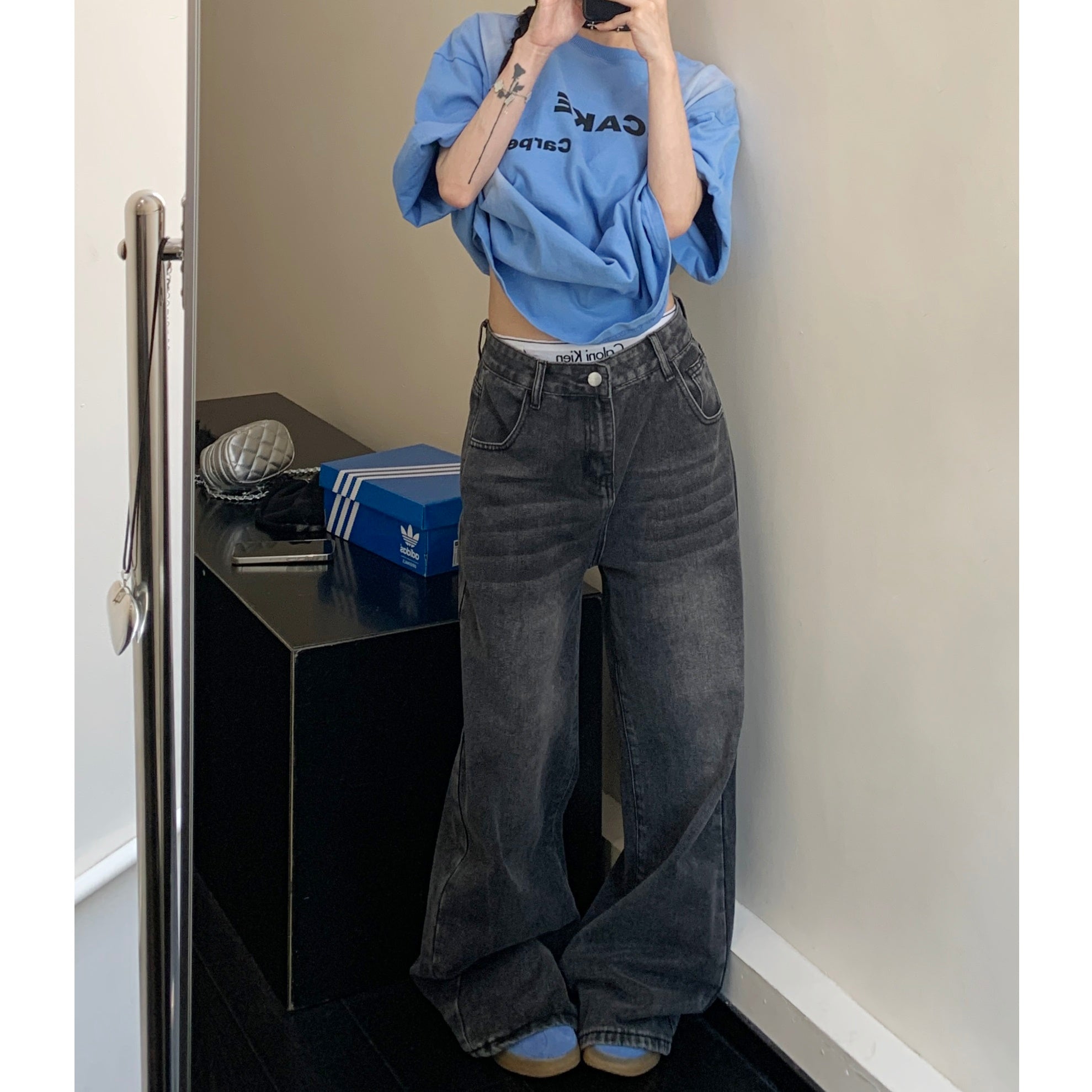 Distressed Whisker Loose Straight Wide-leg Jeans MW9240